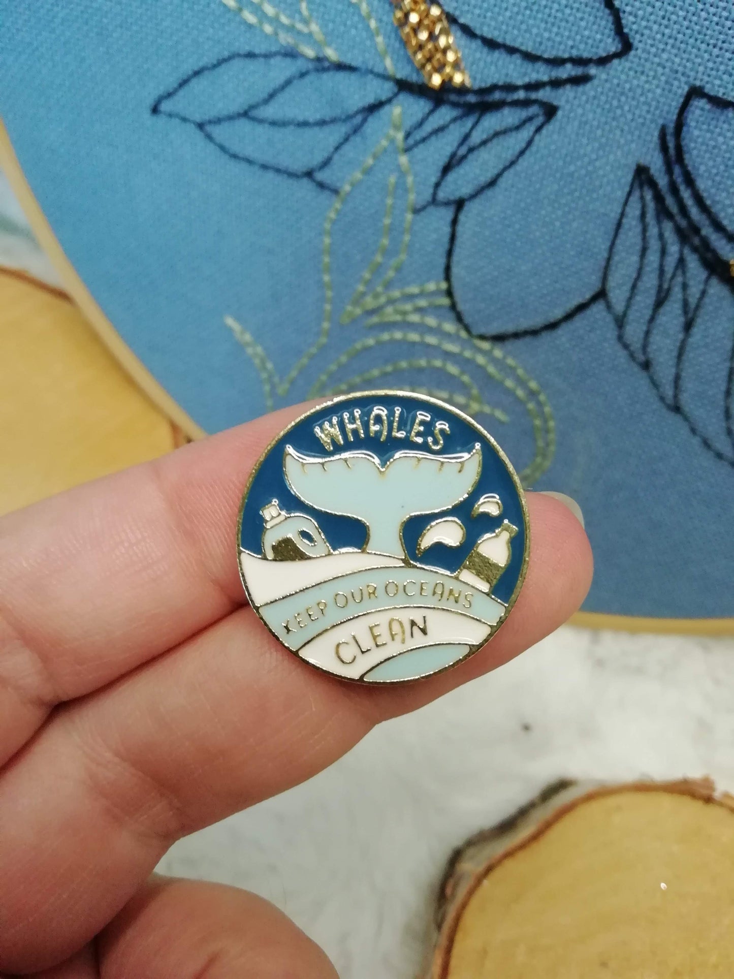 Magnetic needle holder for embroidery "Save the whales", "Oceans clean" and "Whale boat"