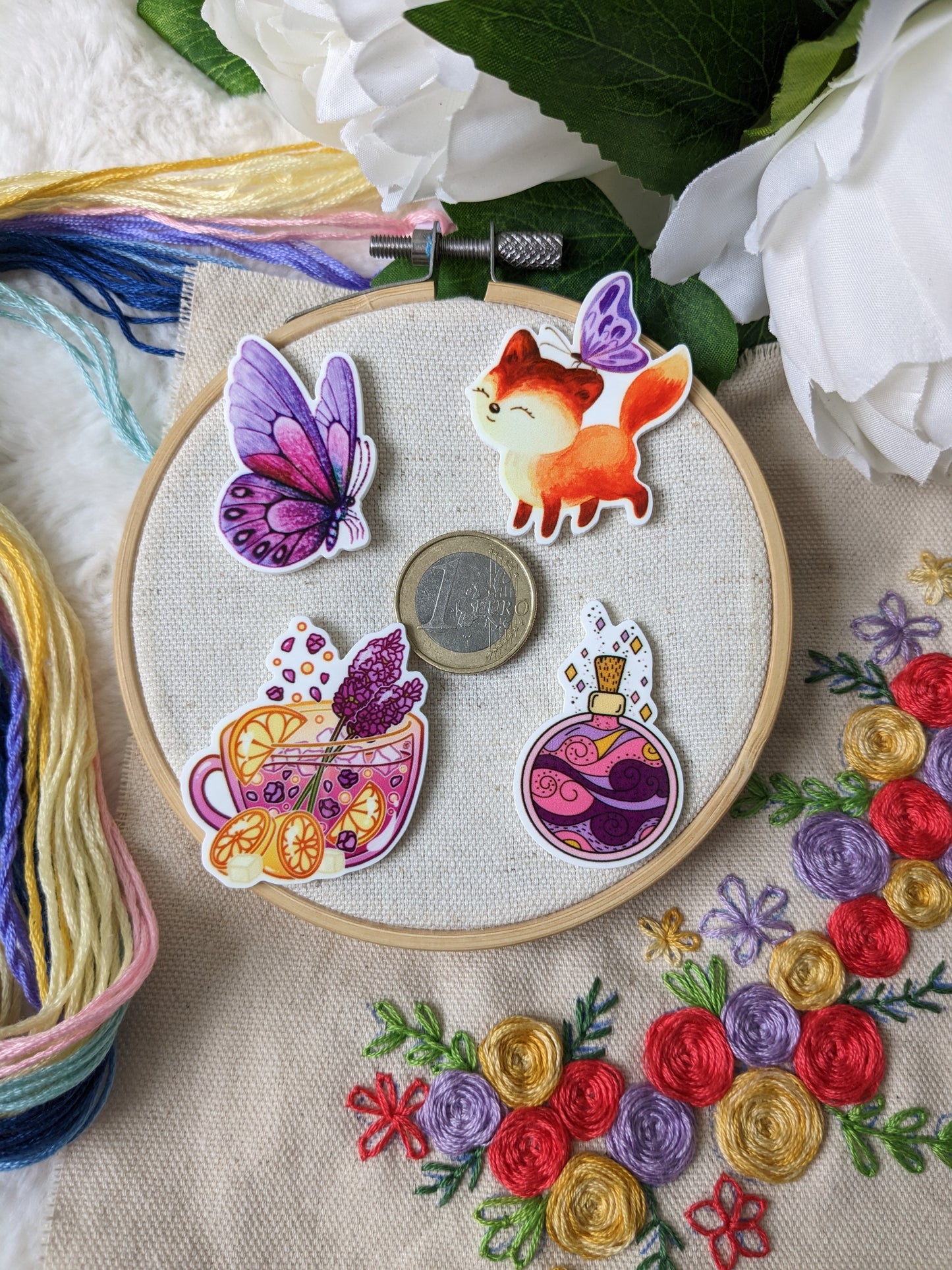 Magnetic needle holder / needle minder "Lavender orange tea", "Mauve butterfly", "Viole" or "Fox and butterfly"