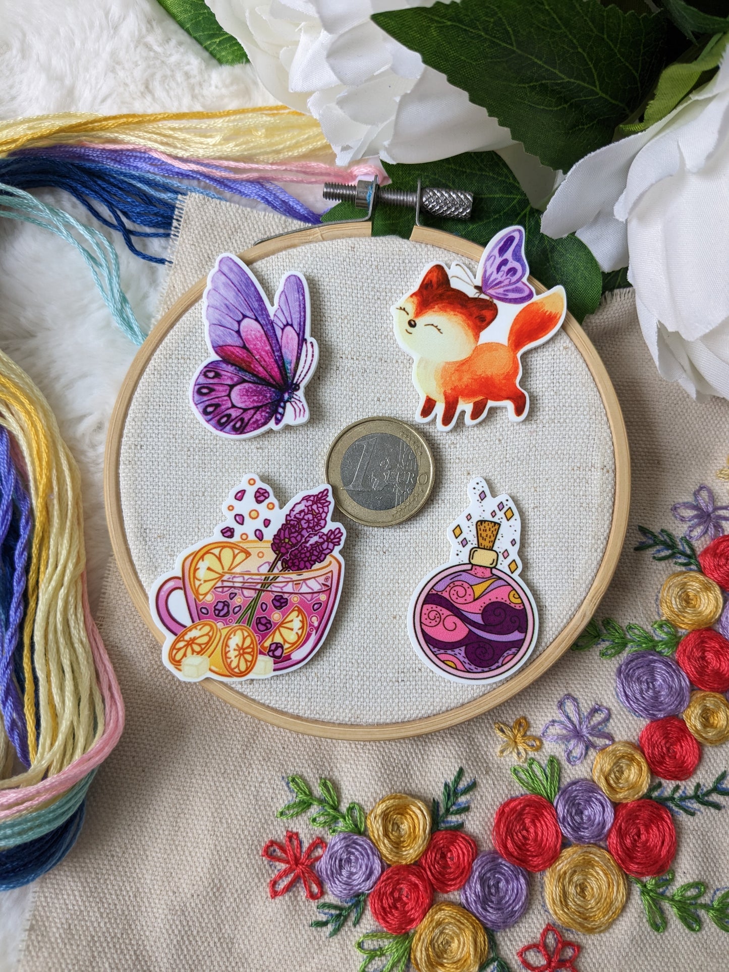 Magnetic needle holder / needle minder "Lavender orange tea", "Mauve butterfly", "Viole" or "Fox and butterfly"