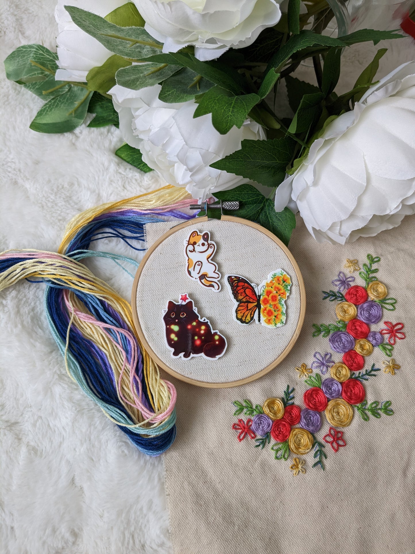 Magnetic needle holder / needle minder "Tricolor cat", "Star cat" or "Monarch butterfly"