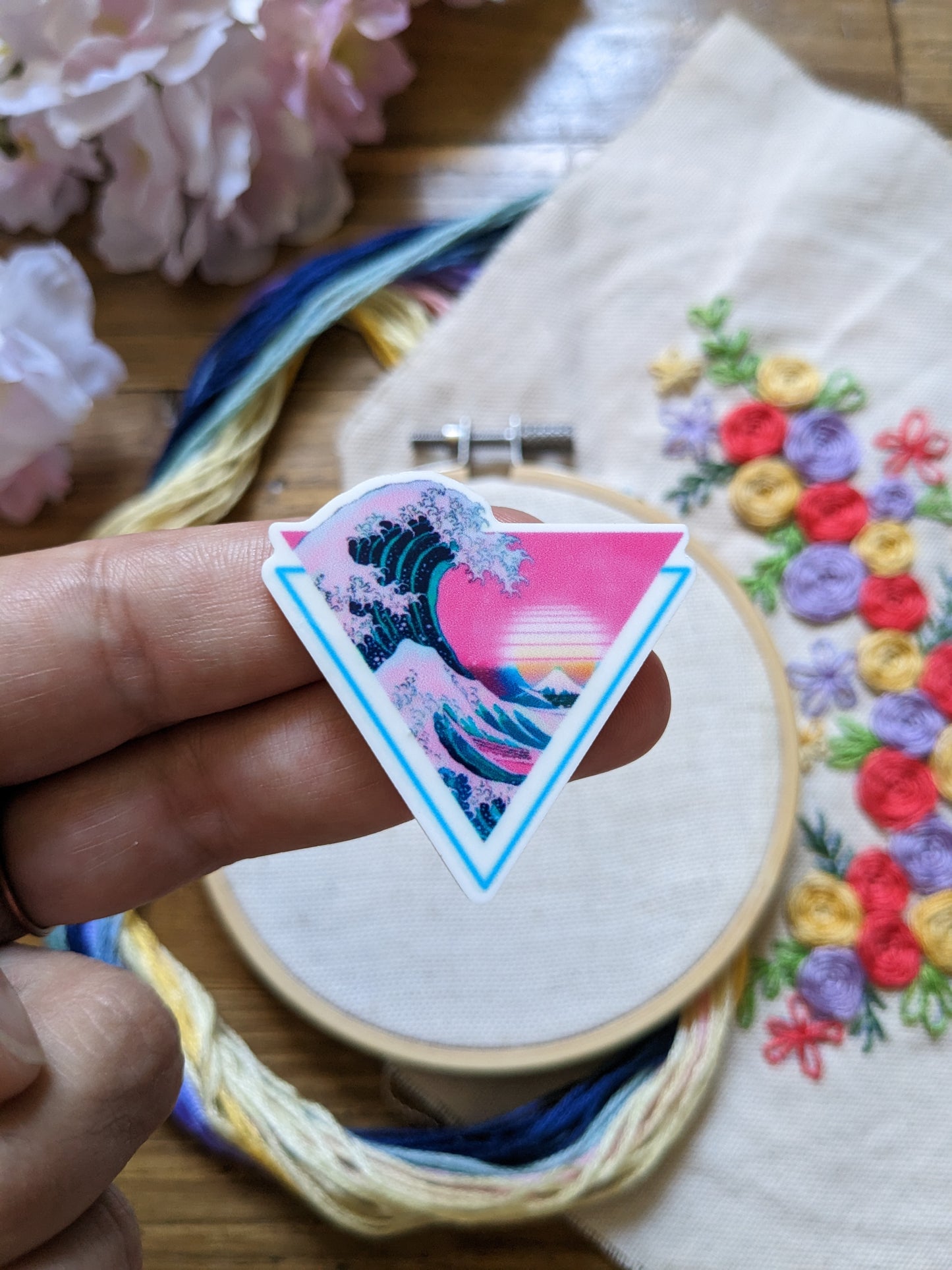 Magnetic needle holder / needle minder "Vague 80'", "Tea and butterfly", "Cat person" or "Cat and planet"