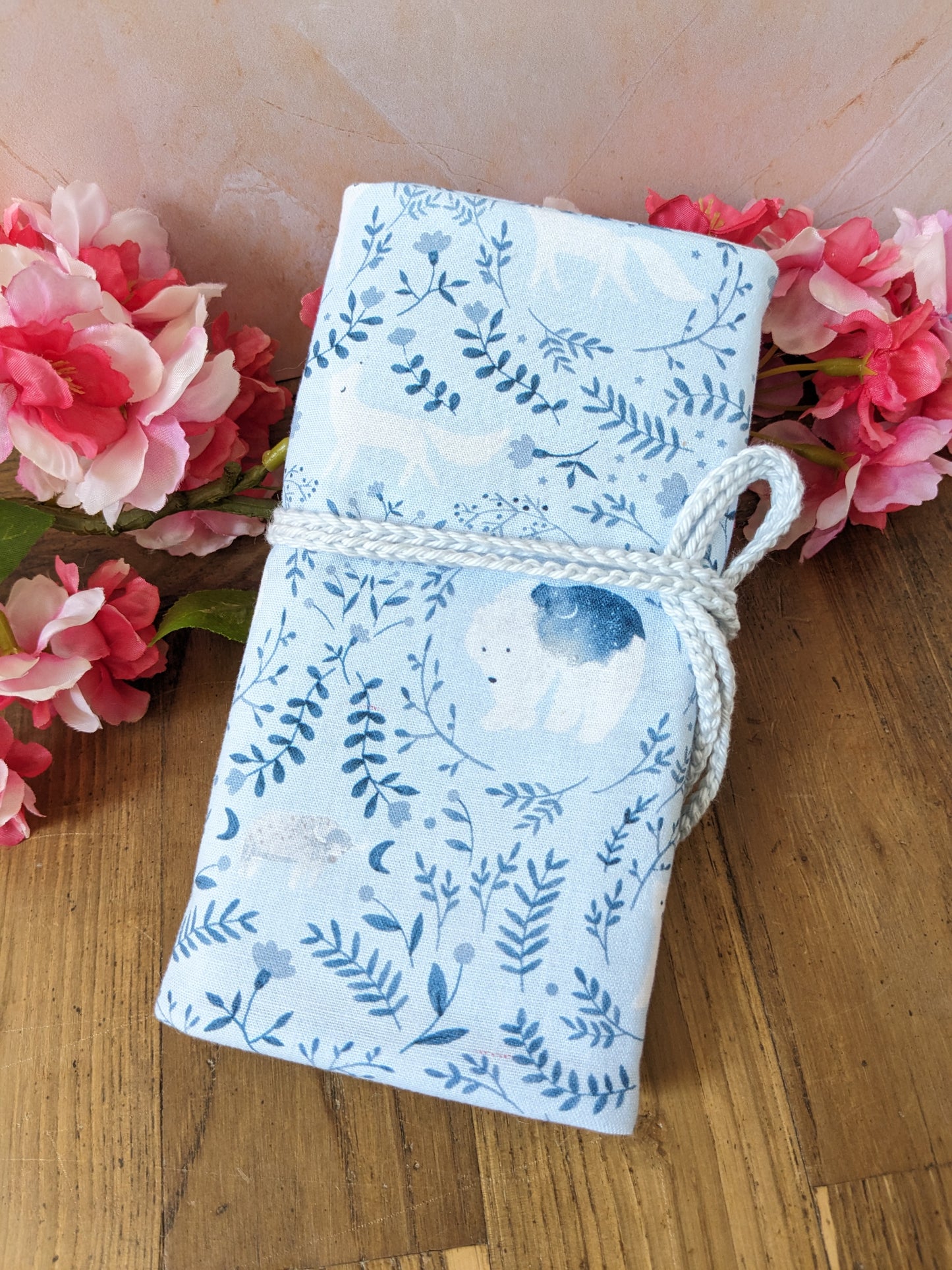 Pouch / rolling case for storing crochet hooks, "Dragonflies" pattern