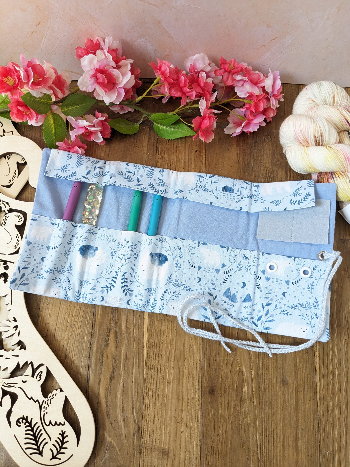 Pouch / rolling case for storing crochet hooks, "Dragonflies" pattern