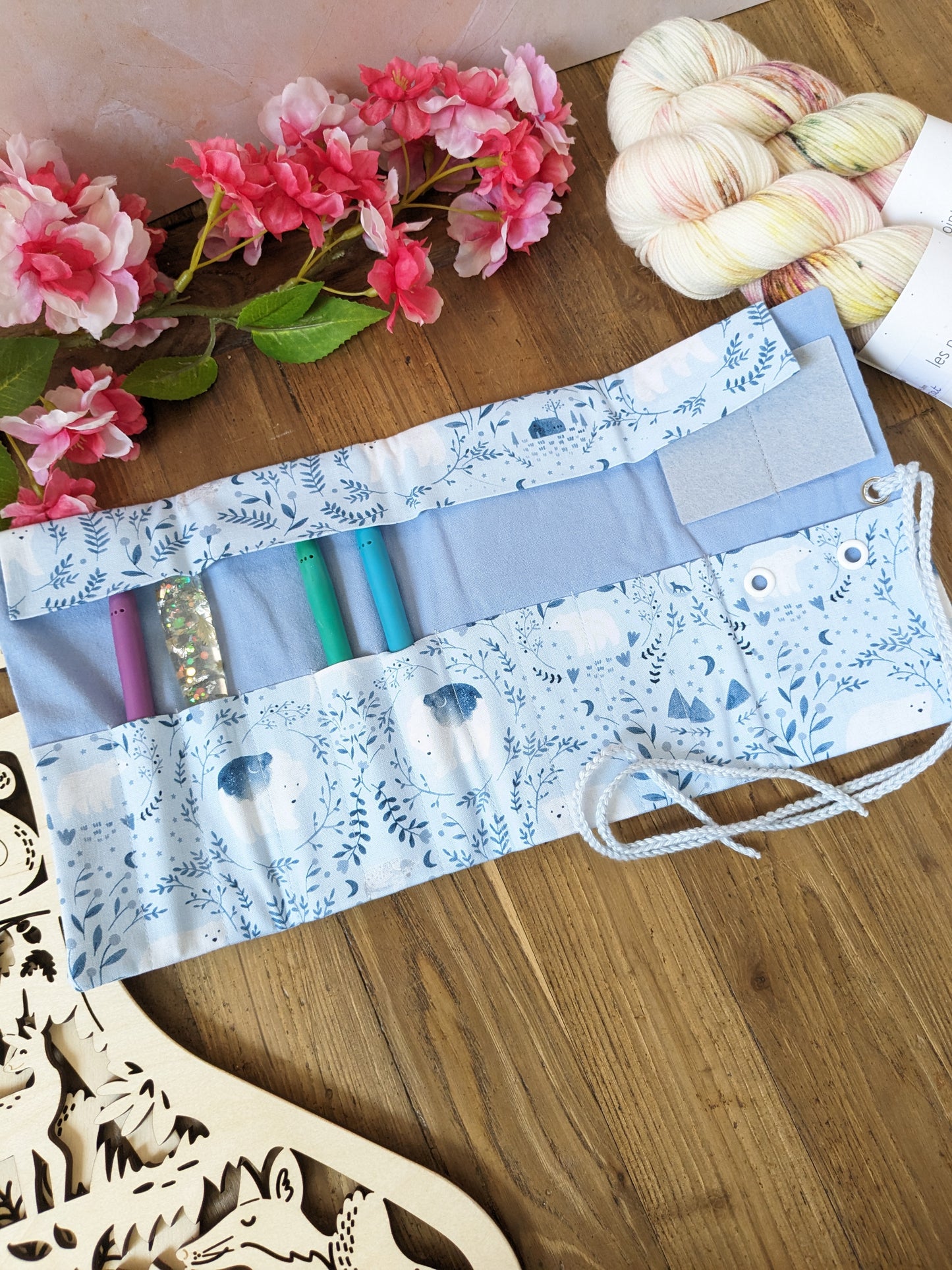 Pouch / rolling case for storing crochet hooks, "Dragonflies" pattern