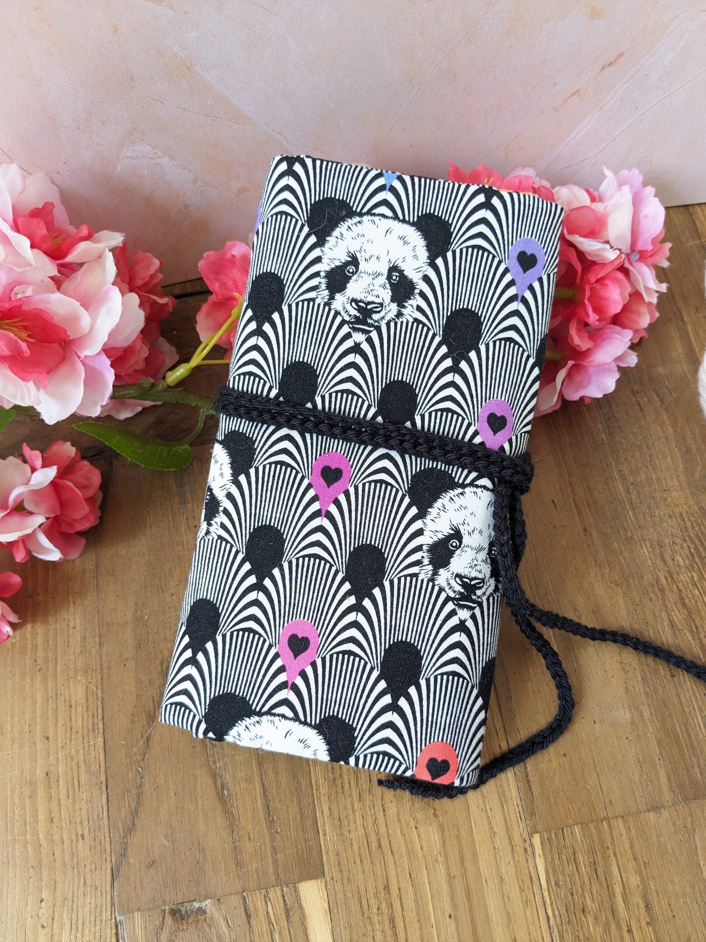 Pouch / rolling case for storing crochet hooks, "Dragonflies" pattern