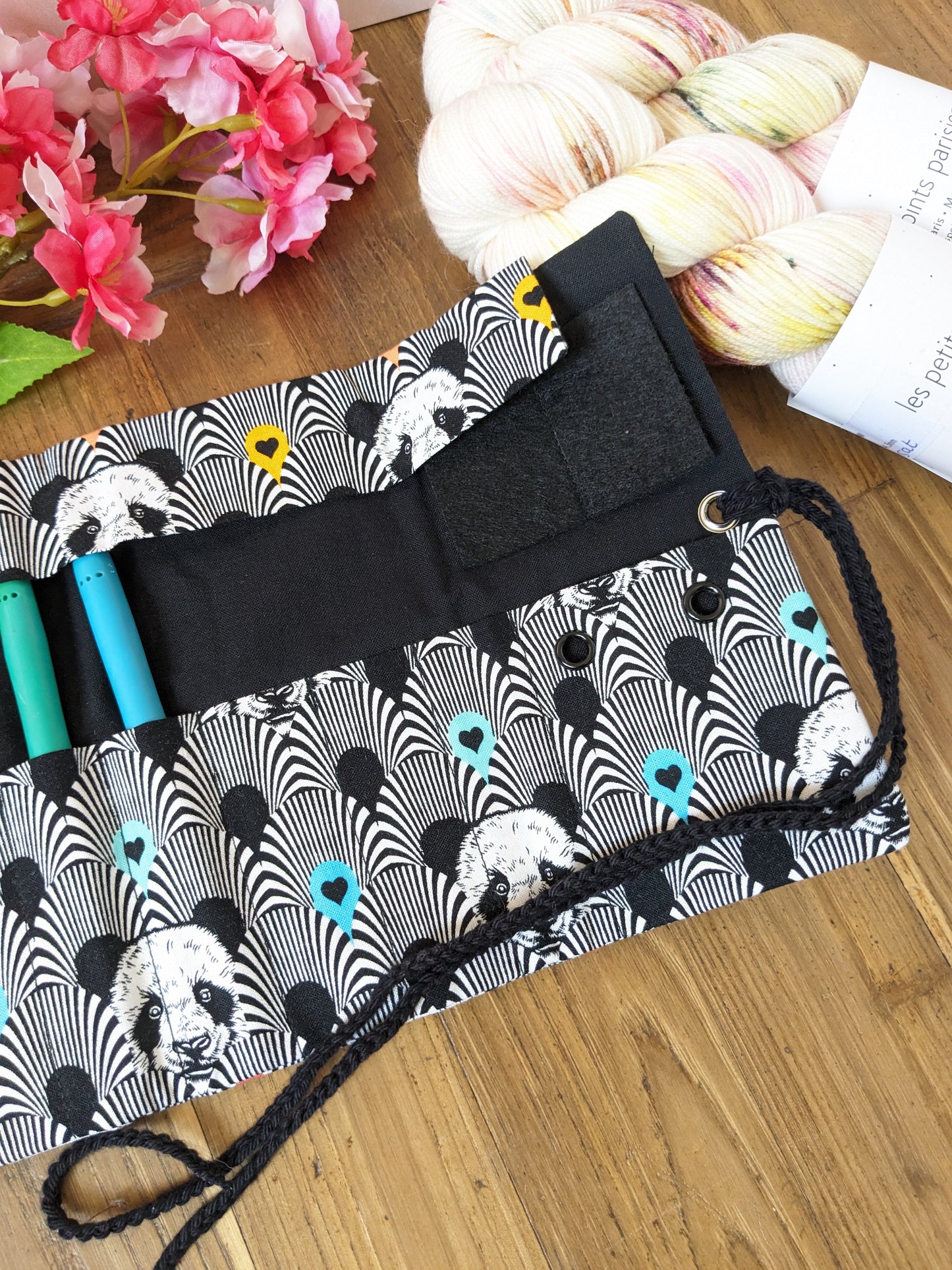 Pouch / rolling case for storing crochet hooks, "Dragonflies" pattern