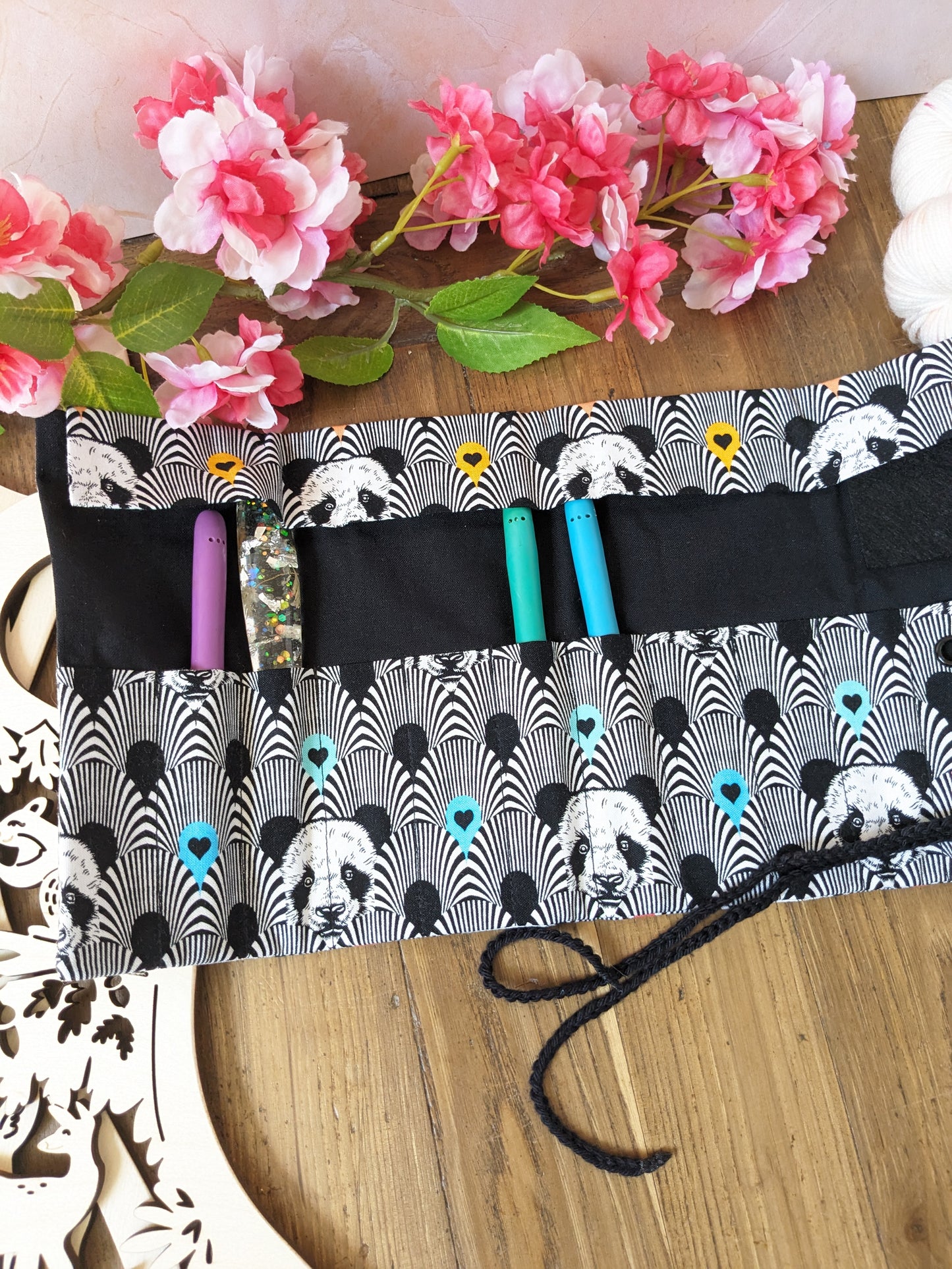 Pouch / rolling case for storing crochet hooks, "Dragonflies" pattern