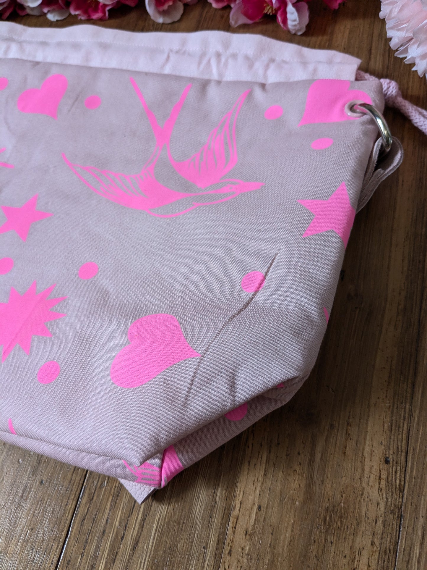 Sac à projet "Hirondelles roses fluo"