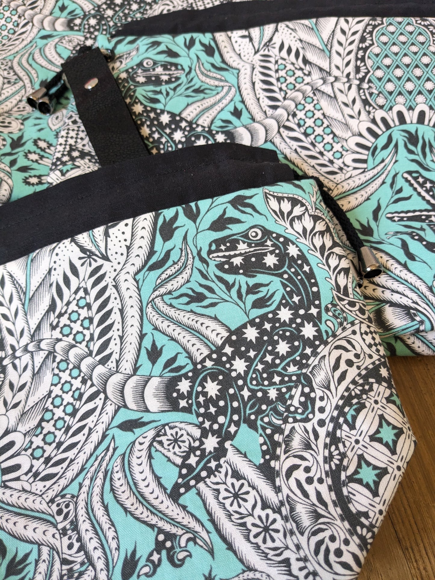 Sac à projet Basic "Velociraptors"