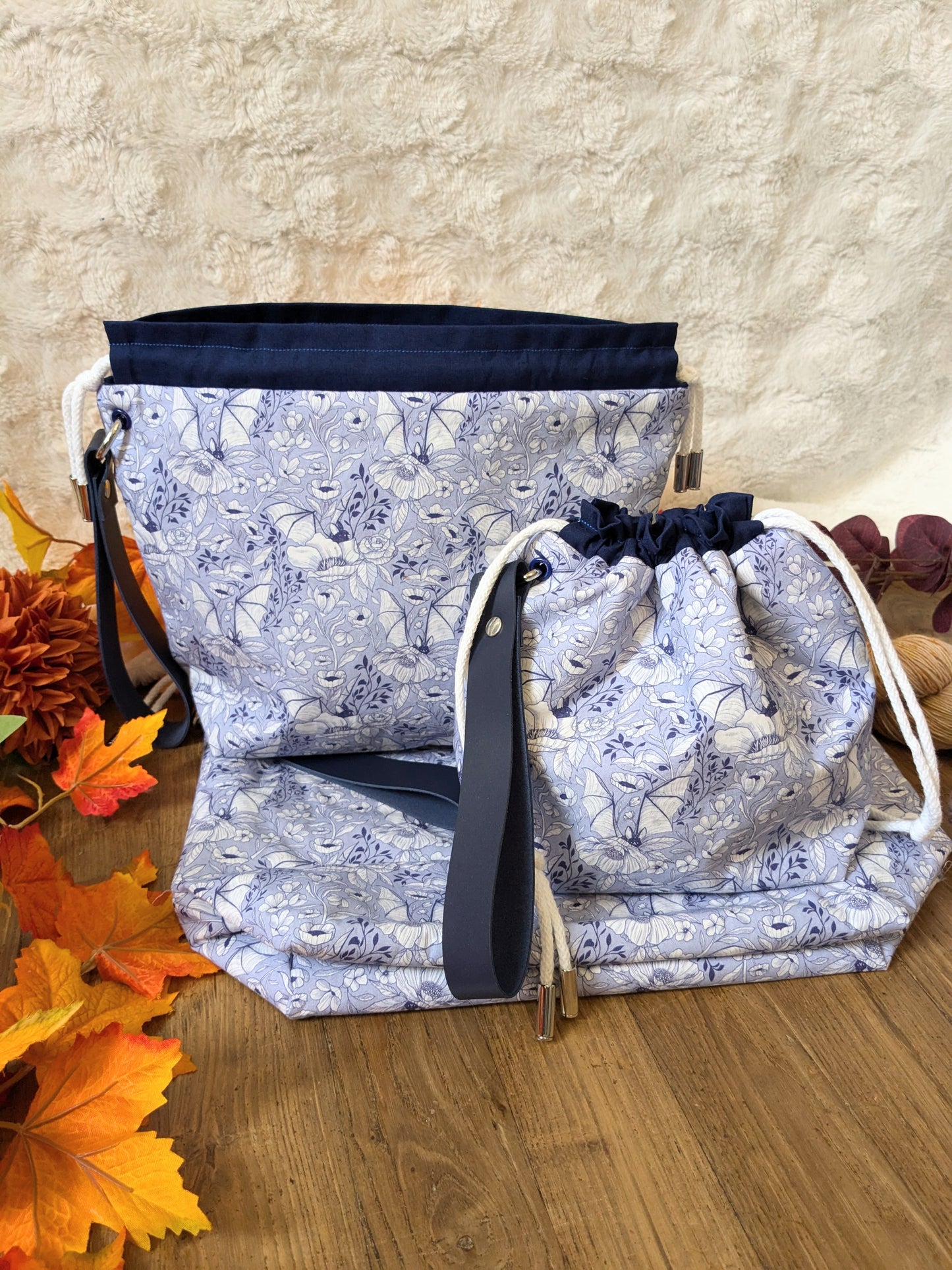Sac à projet Basic "Chauves souris et fleurs" motif par Lixy illustration