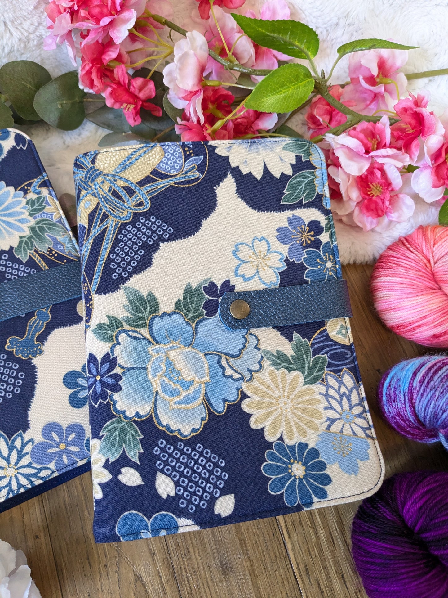 Classeur à aiguilles "Fleurs japonaises" (classeur complet = couverture + structure ⚠️)