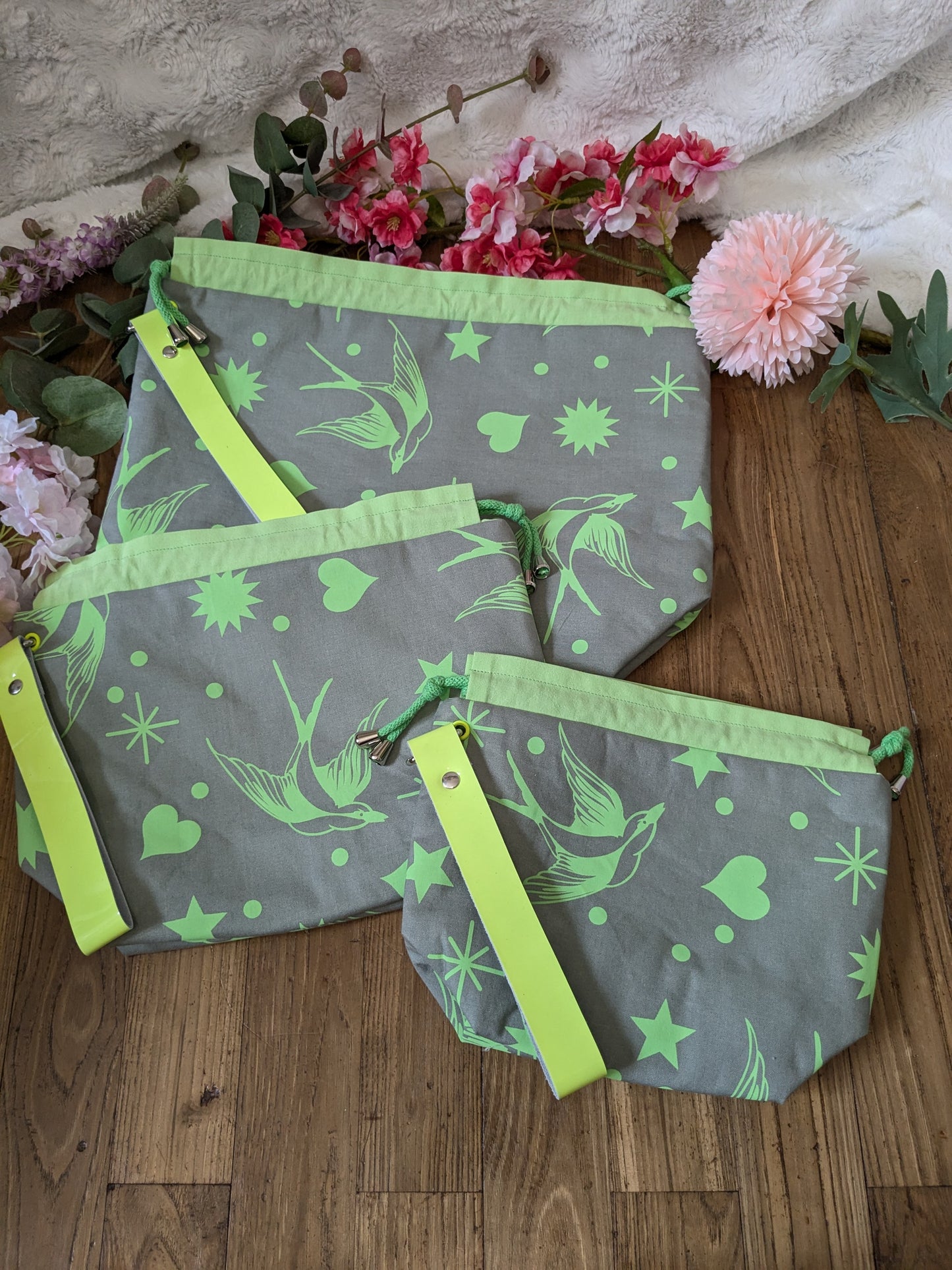 Sac à projet "Hirondelles vertes fluo"
