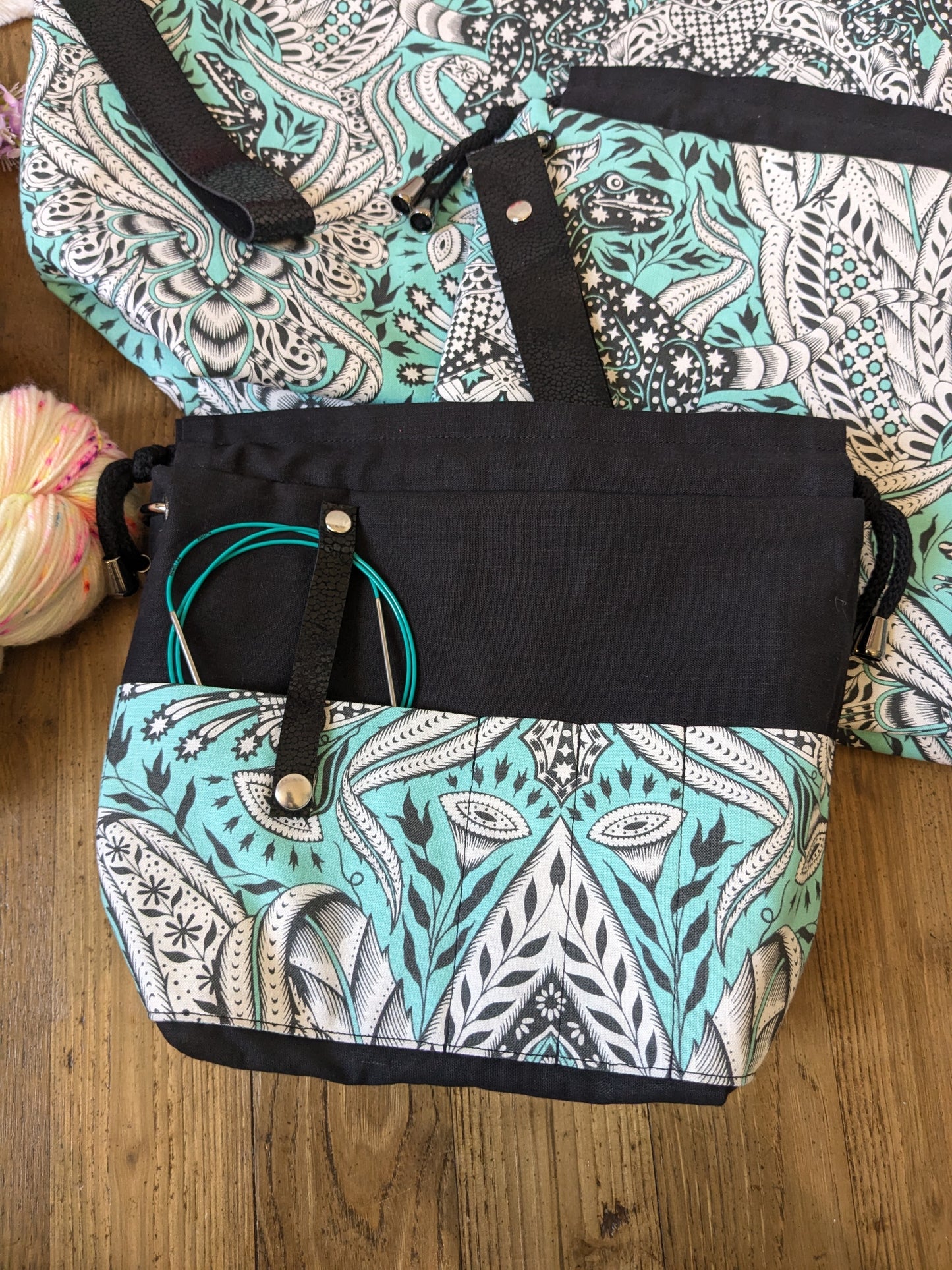 Sac à projet Basic "Velociraptors"