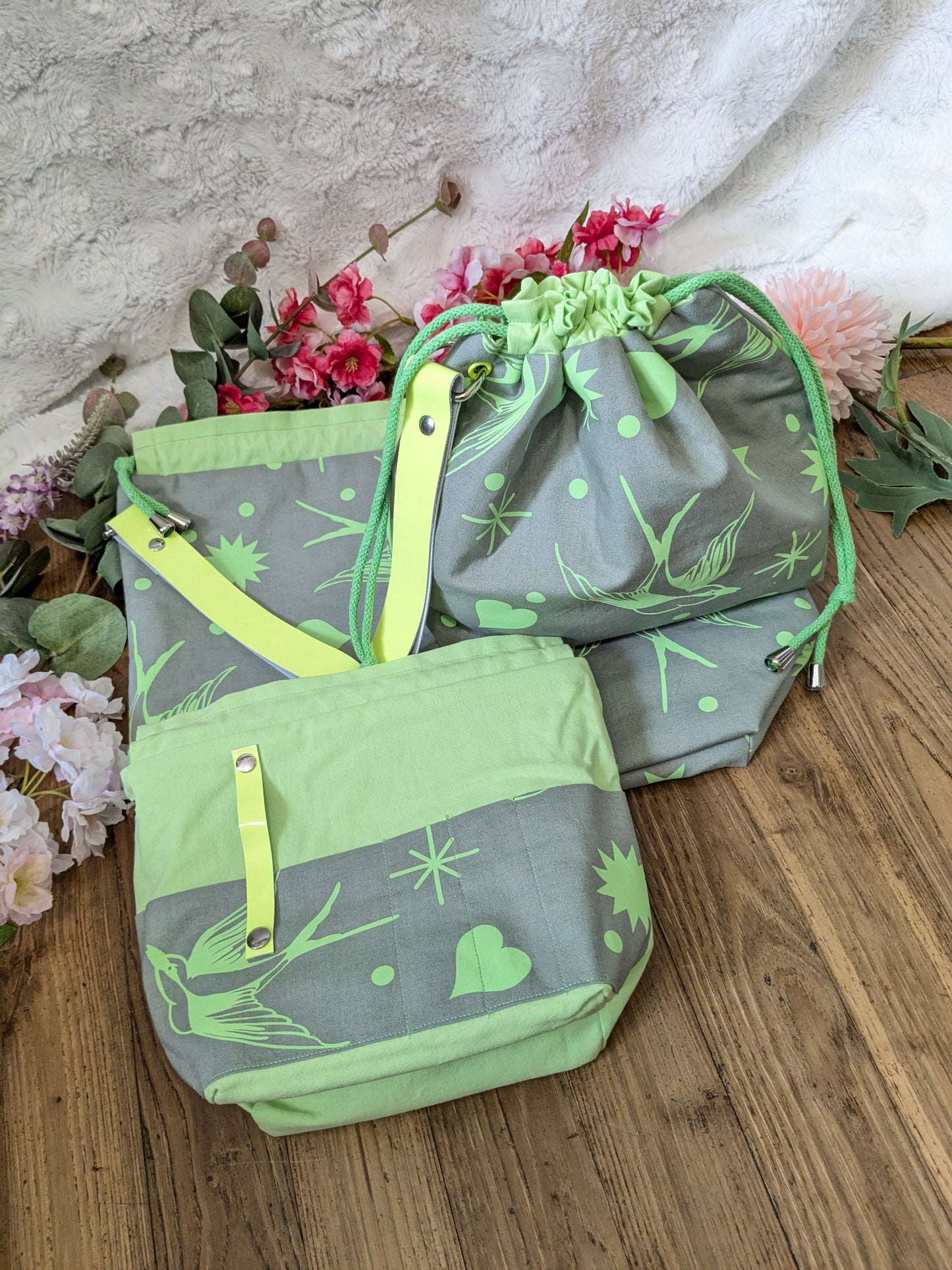 Sac à projet "Hirondelles vertes fluo"