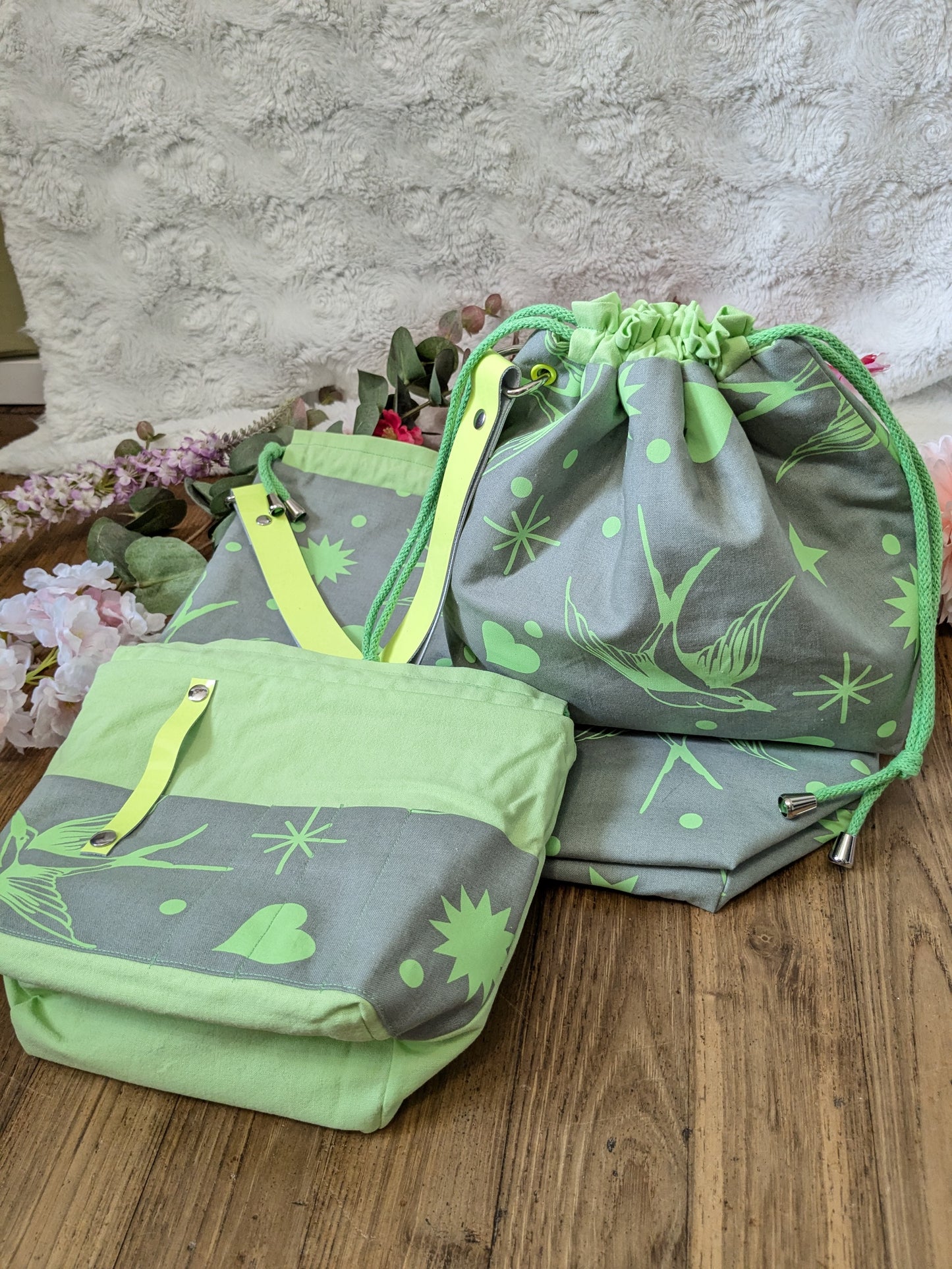 Sac à projet "Hirondelles vertes fluo"