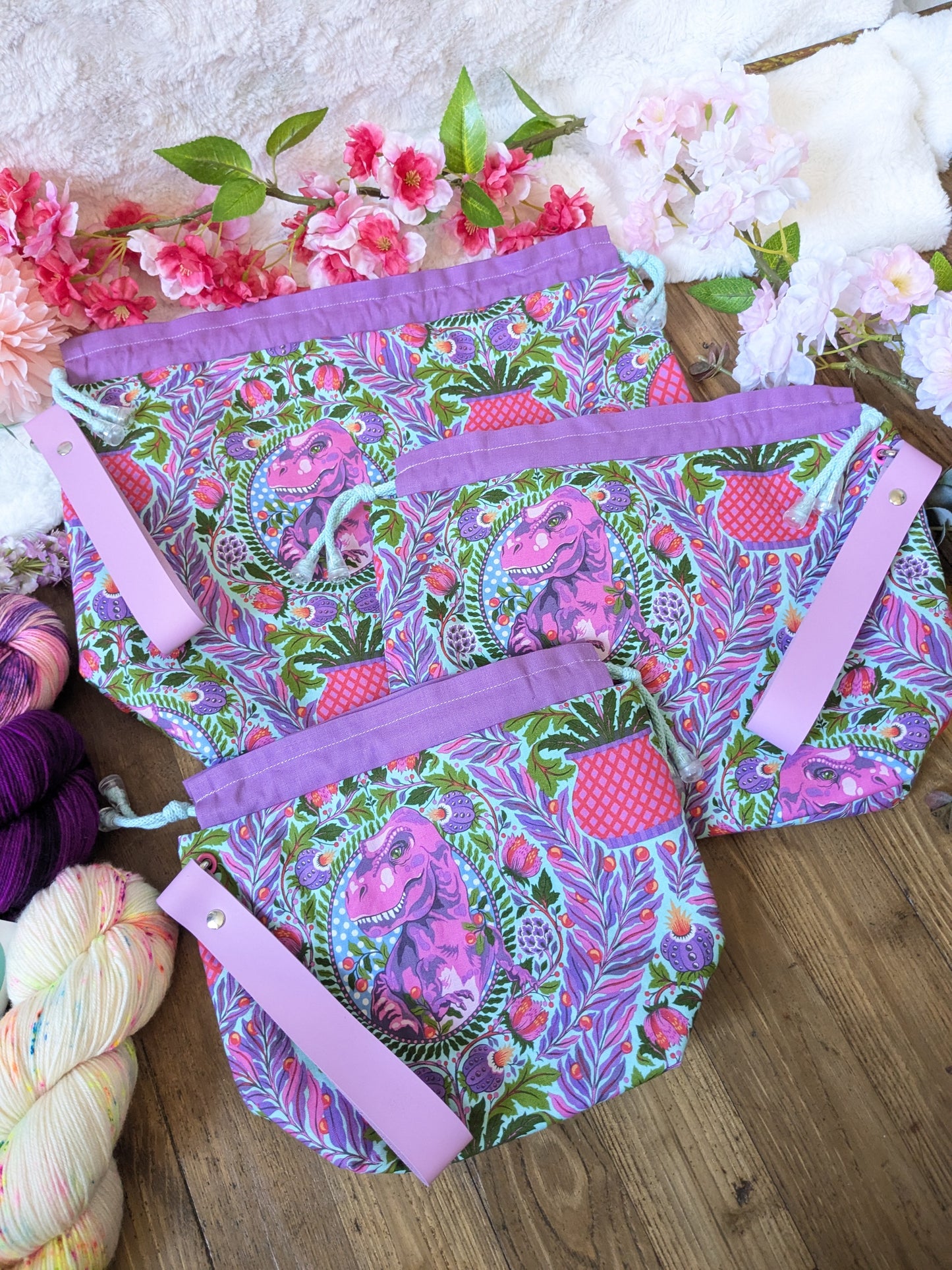 Sac à projet Basic "T-Rex roses"