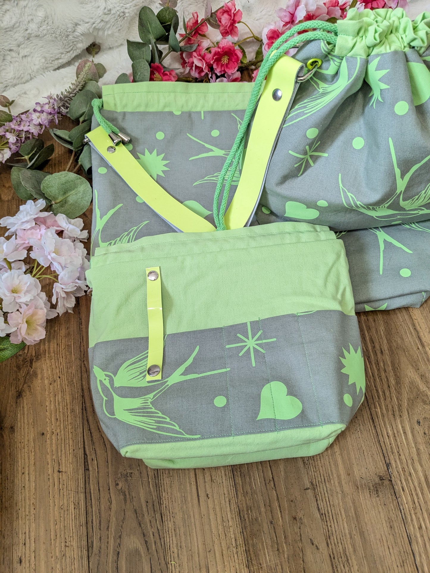 Sac à projet "Hirondelles vertes fluo"