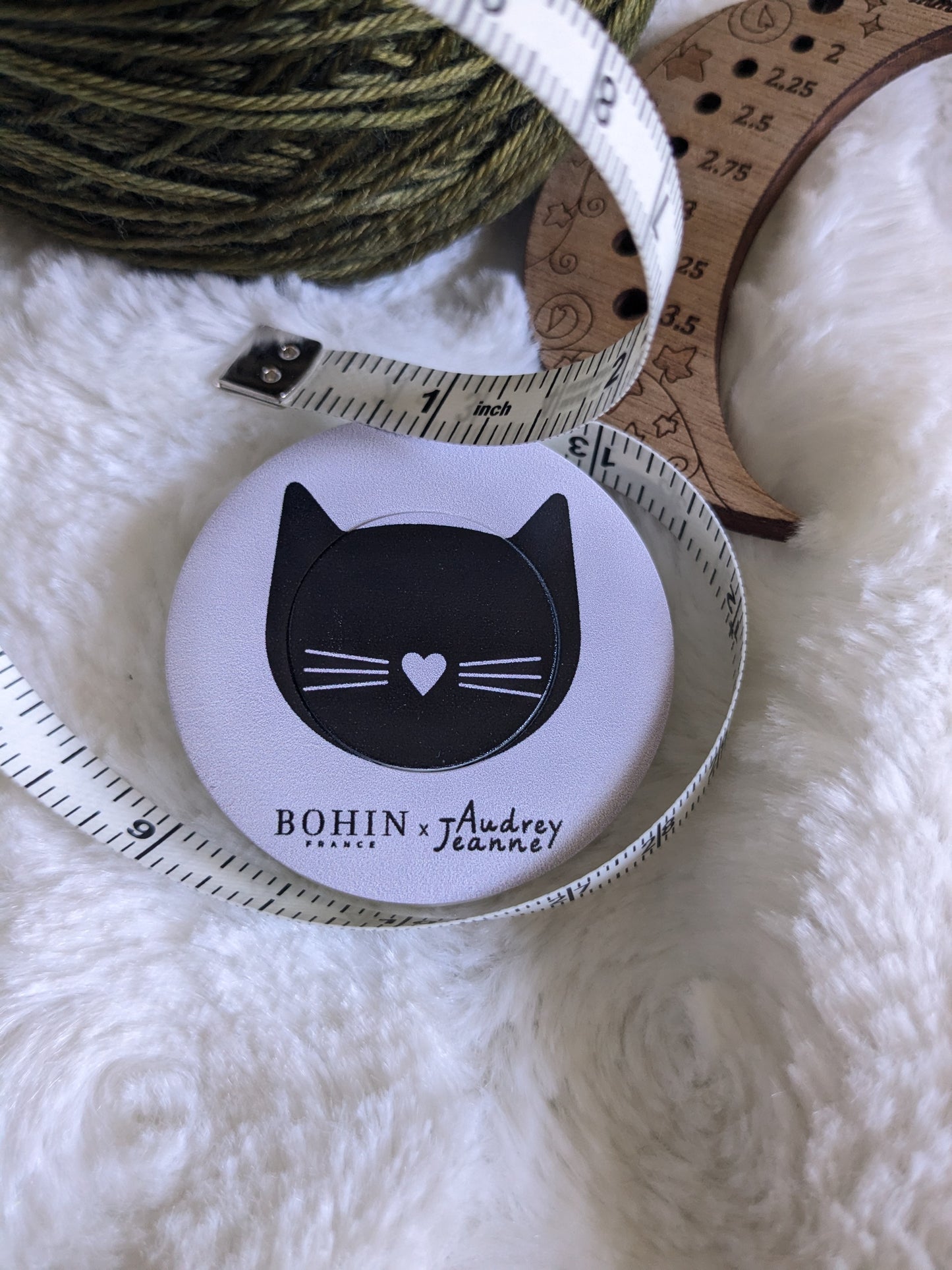 Mètre ruban enrouleur Chat
