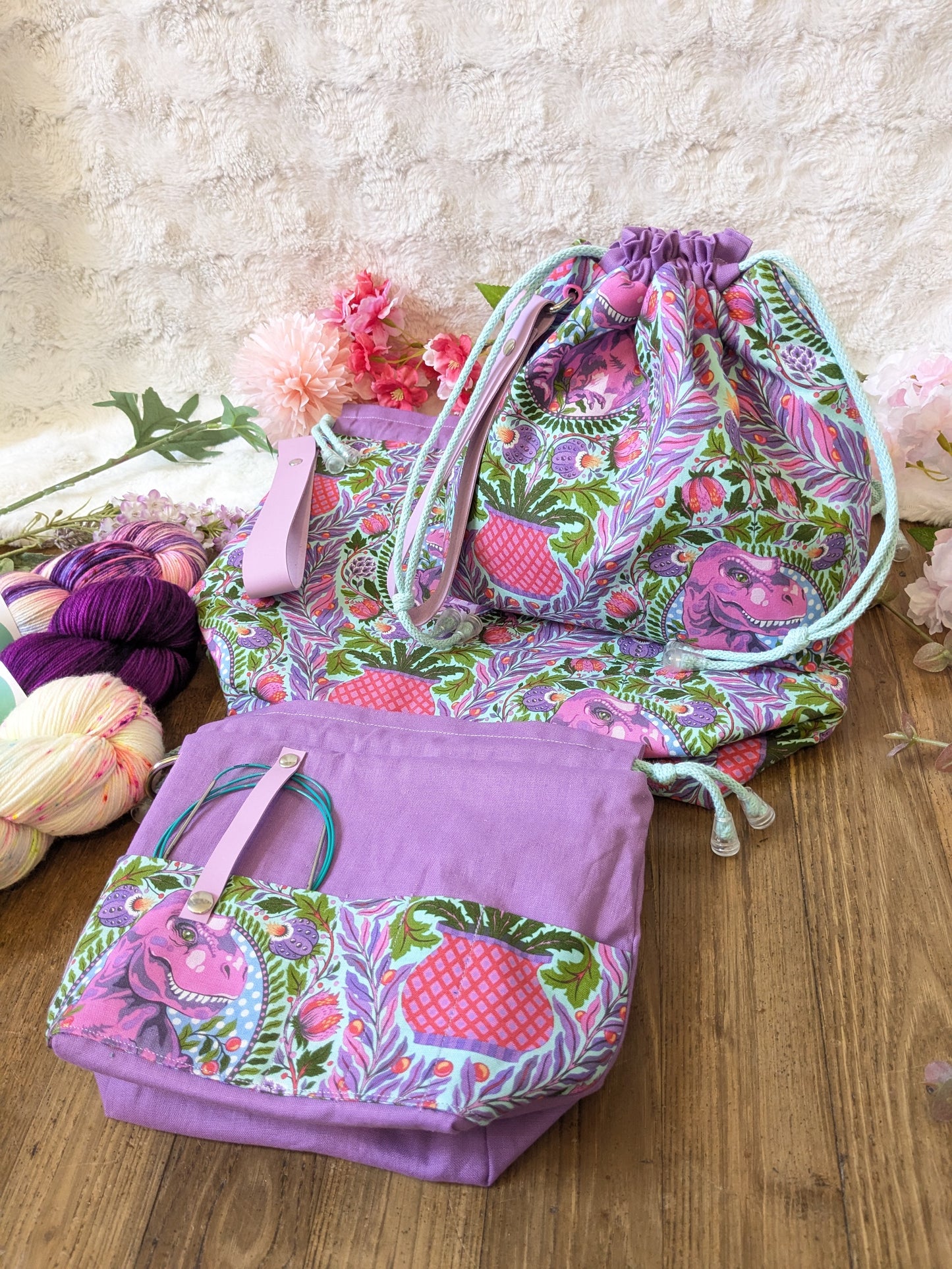 Sac à projet Basic "T-Rex roses"