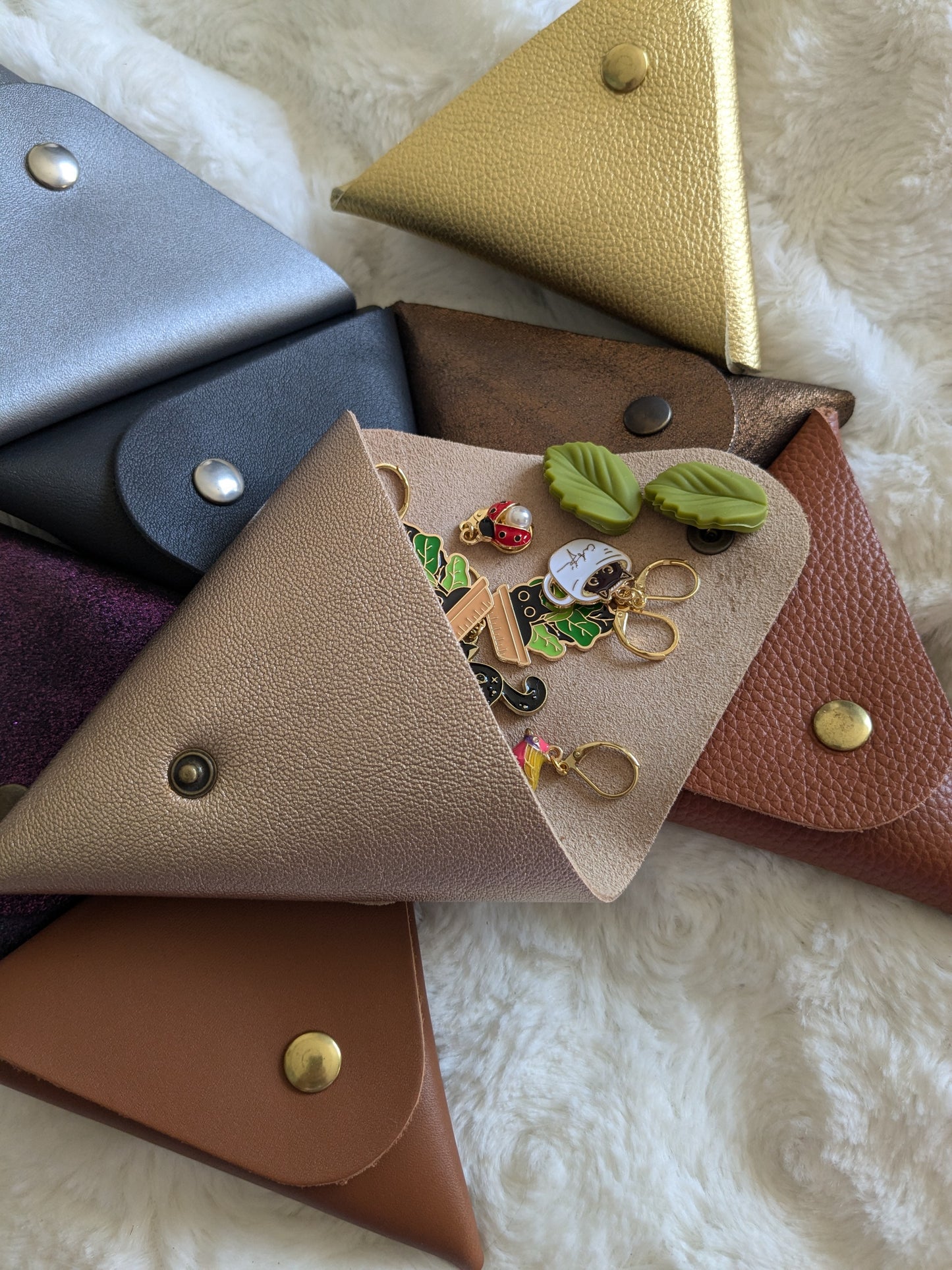 Pochette en cuir pour petits accessoires