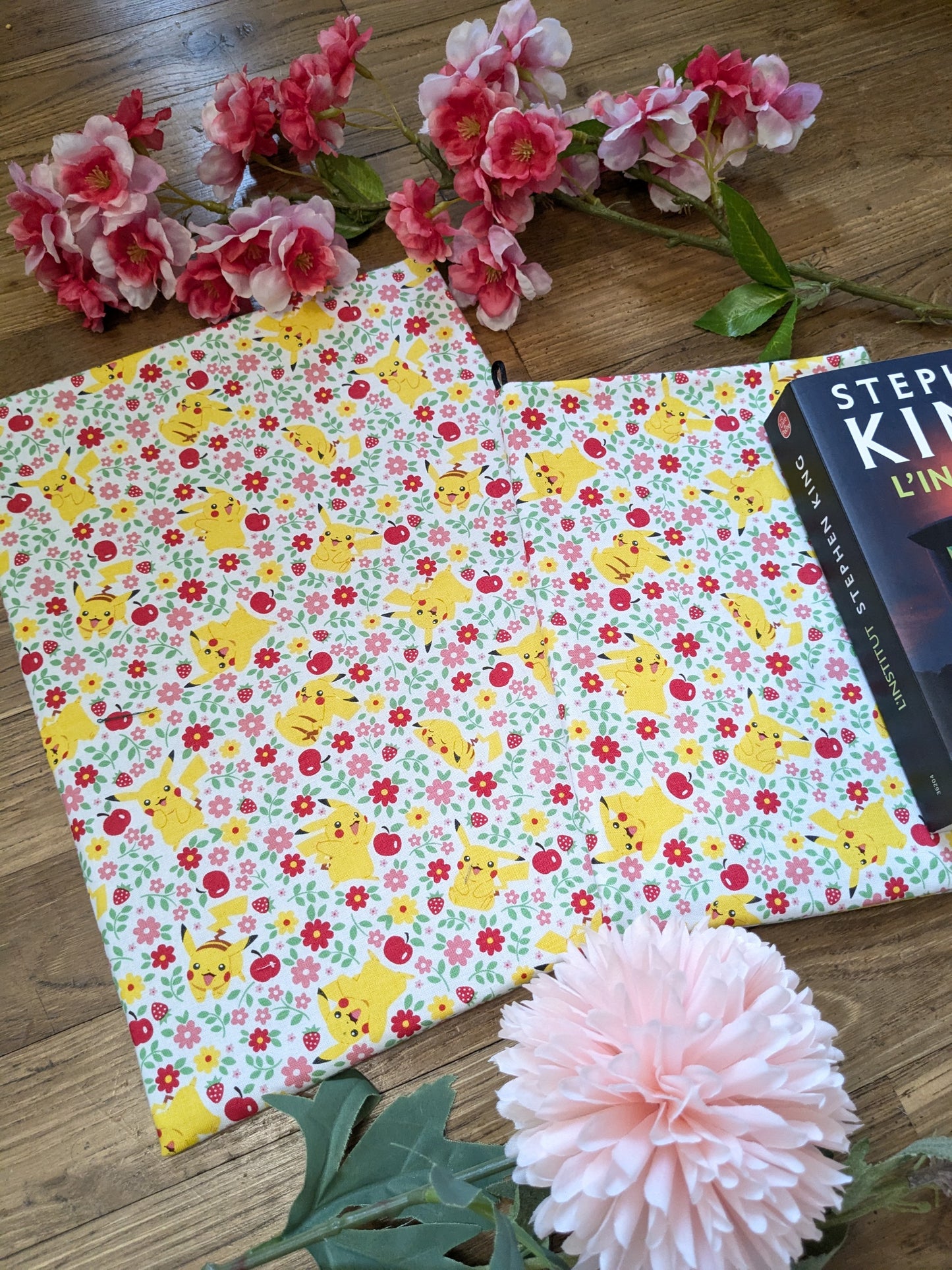 Housse de protection pour livre ou liseuse / booksleeve "Souris électrique"