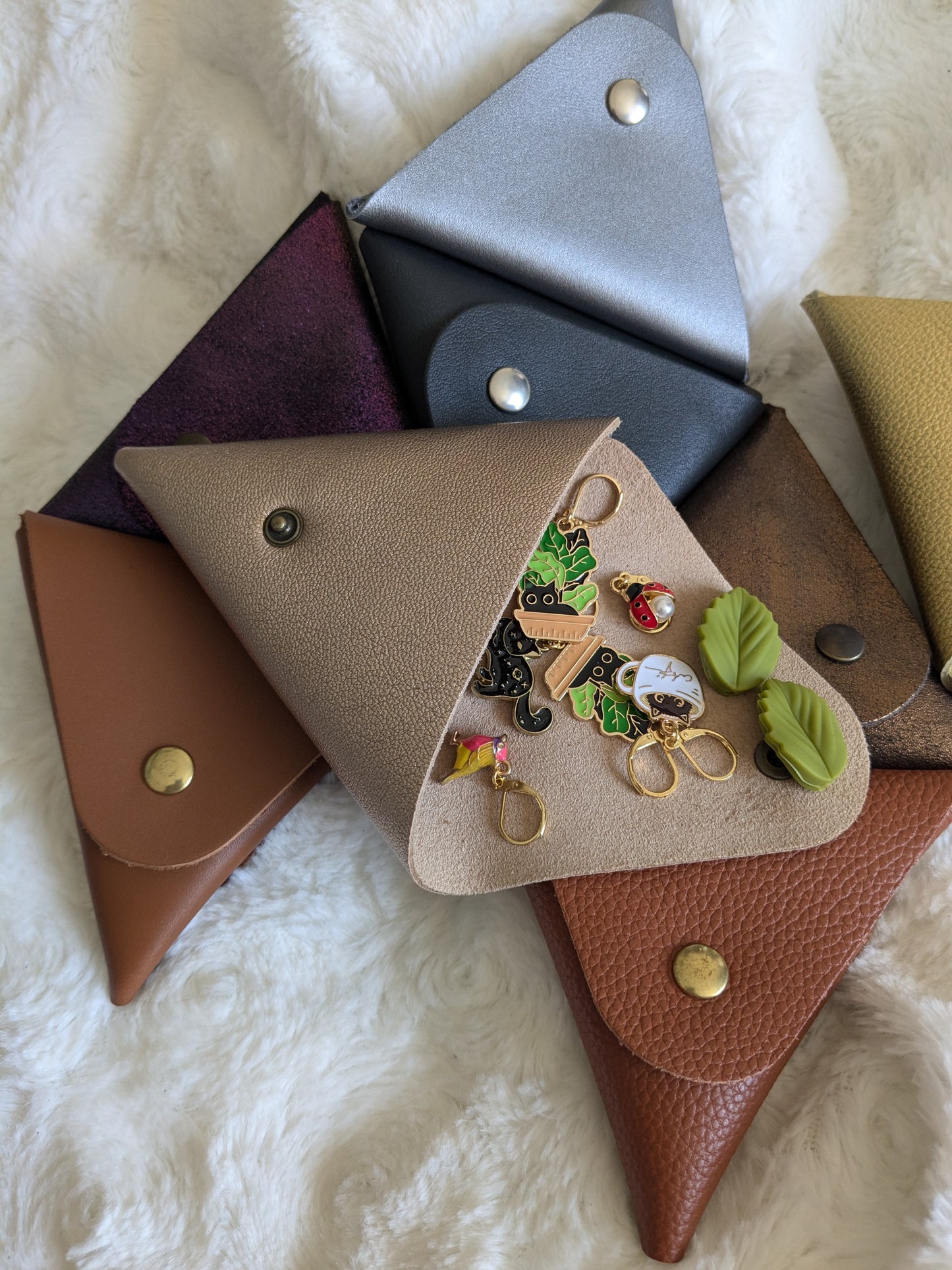 Pochette en cuir pour petits accessoires