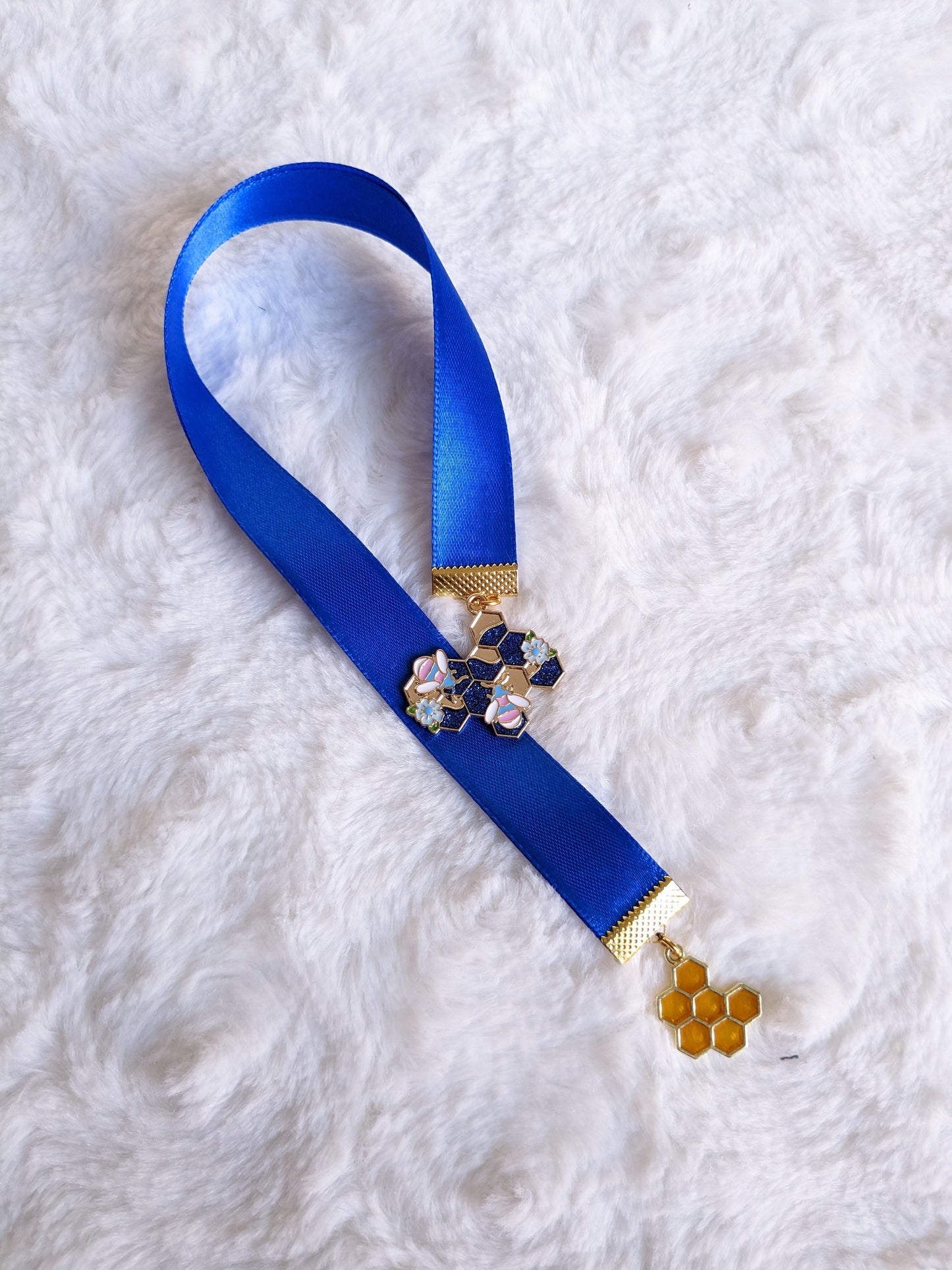 Anti-loss magnetic ribbon bookmark, model of your choice