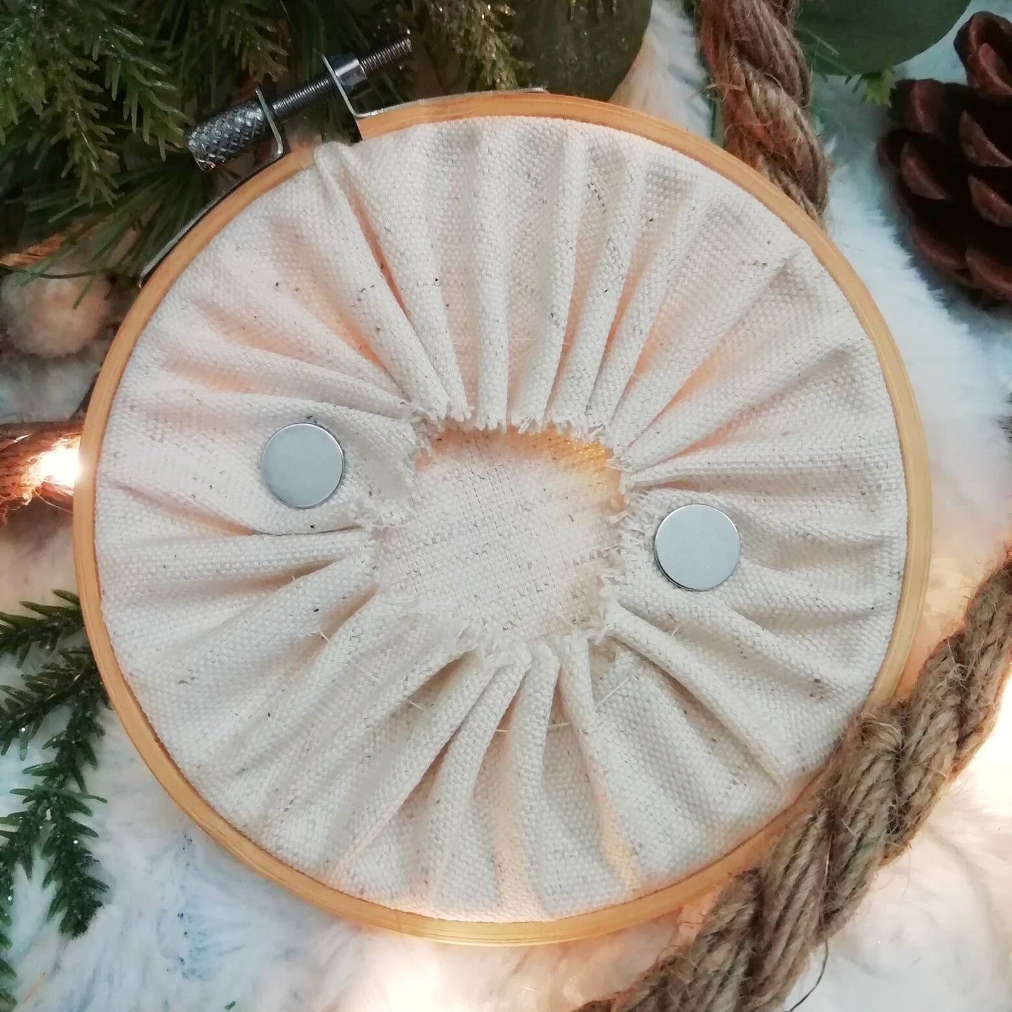 Magnetic needle holder / needle minder "White owl" and "Shroom cat"