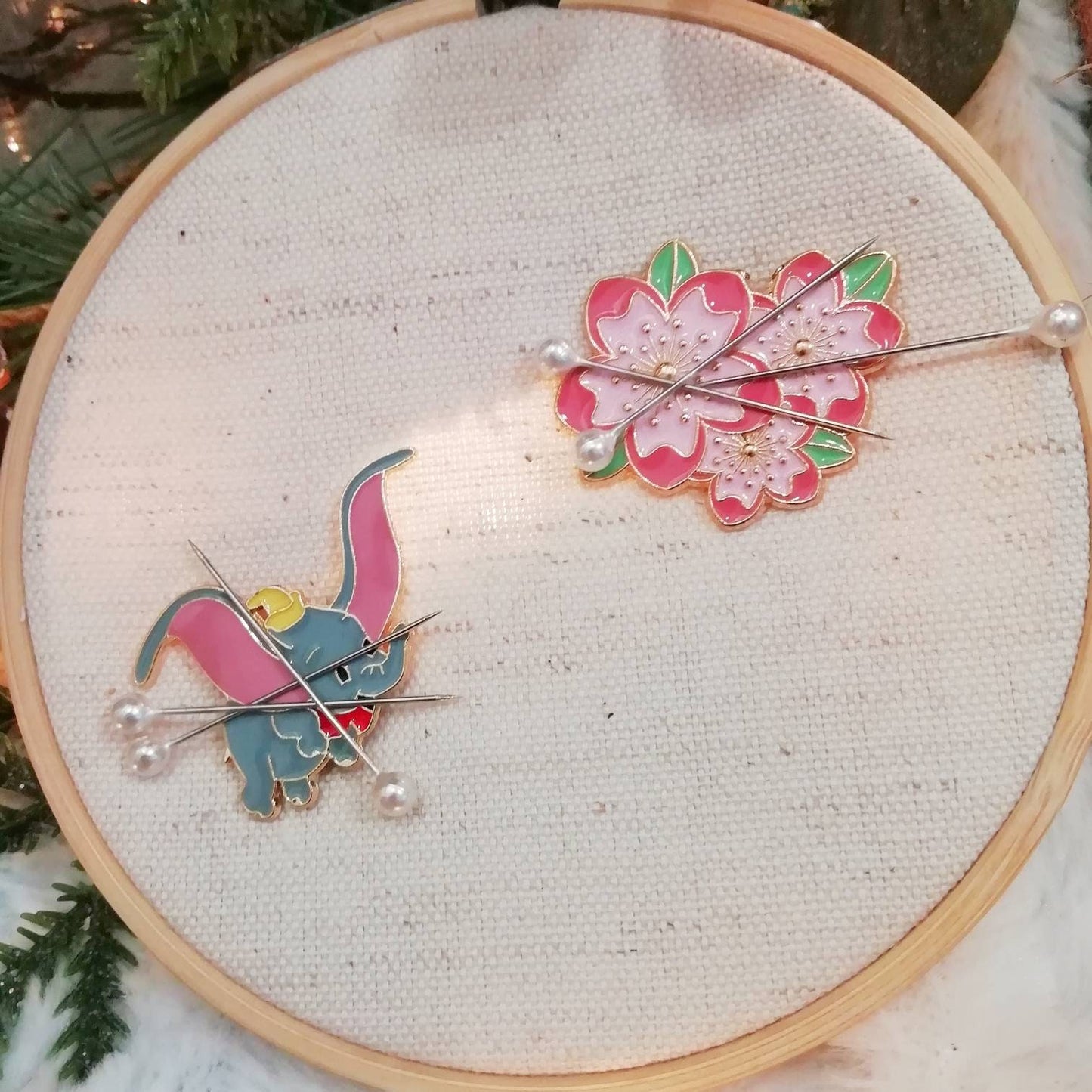 Magnetic needle holder / needle minder "Elephant" and "Cherry blossoms"