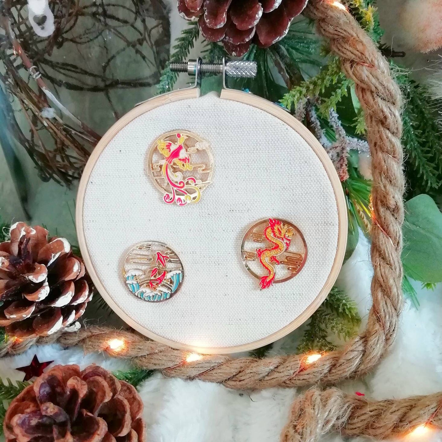 Magnetic needle holder or needle minder, Chinese legends