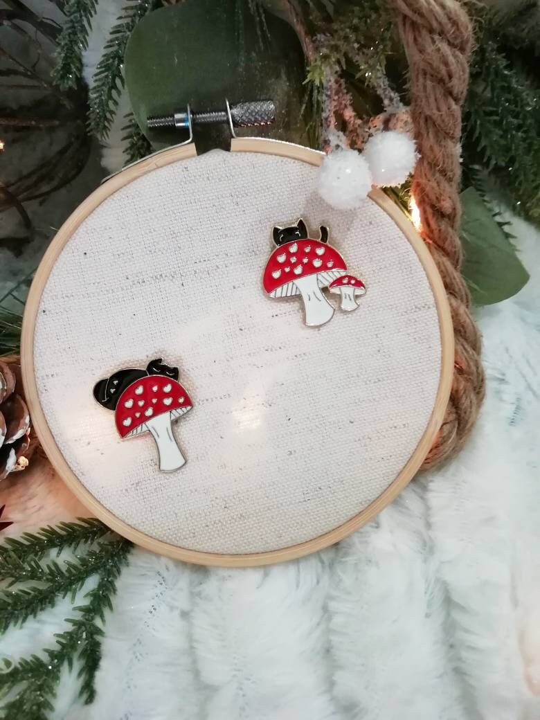 Magnetic needle holder or needle minder "Sleeping cat", "Playful cat"