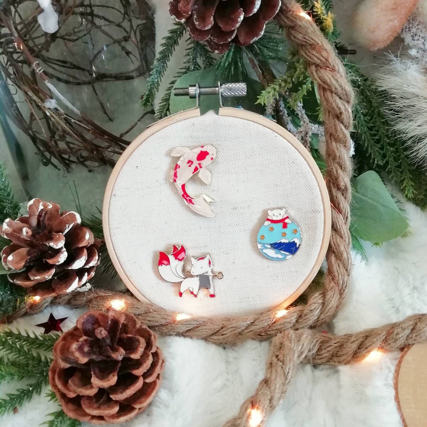 Porte aiguille aimanté / needle minder "Ours polaire", "Carpe", "Yokai"