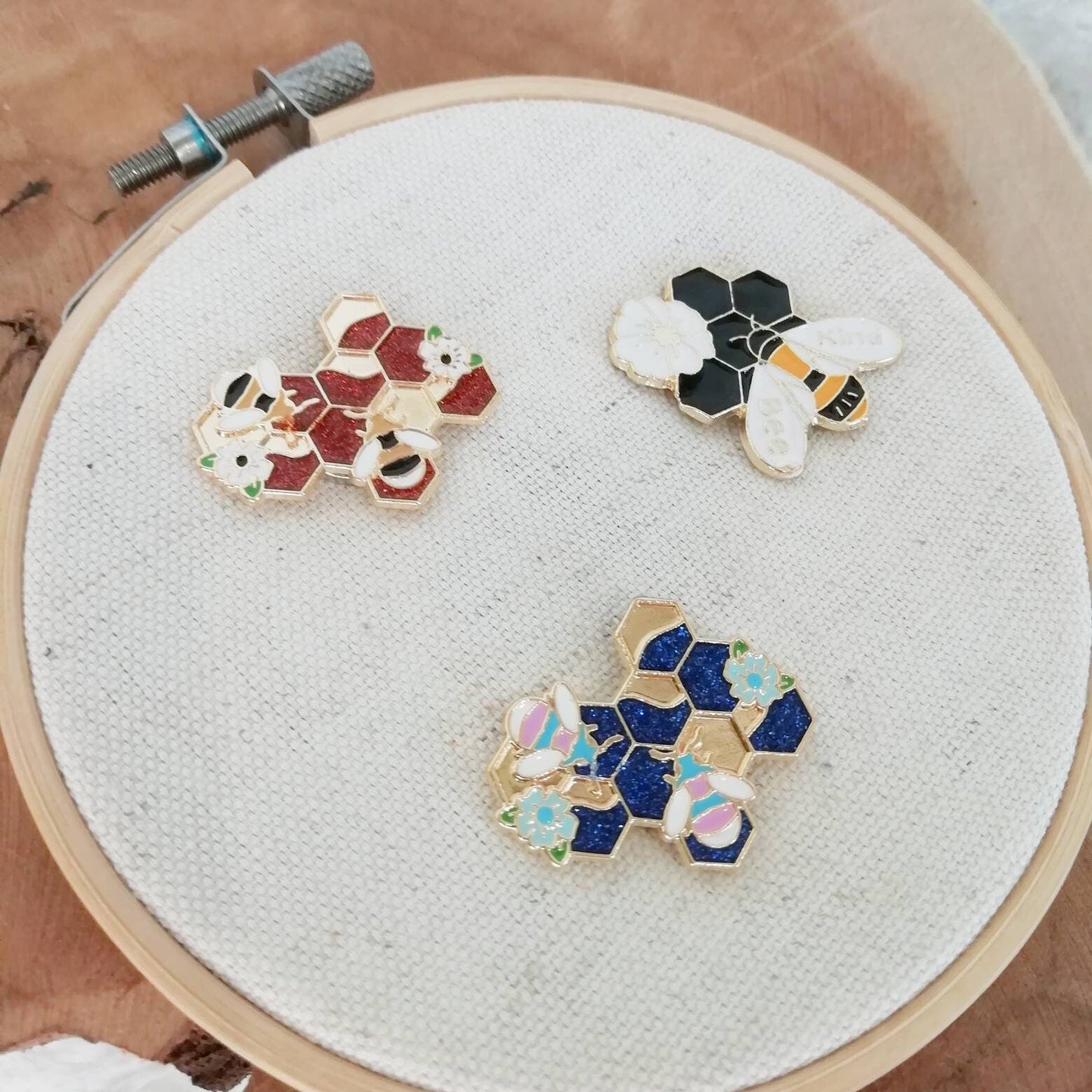 Magnetic needle holder for embroidery "Blue beehive", "Red beehive", "Bee kind"