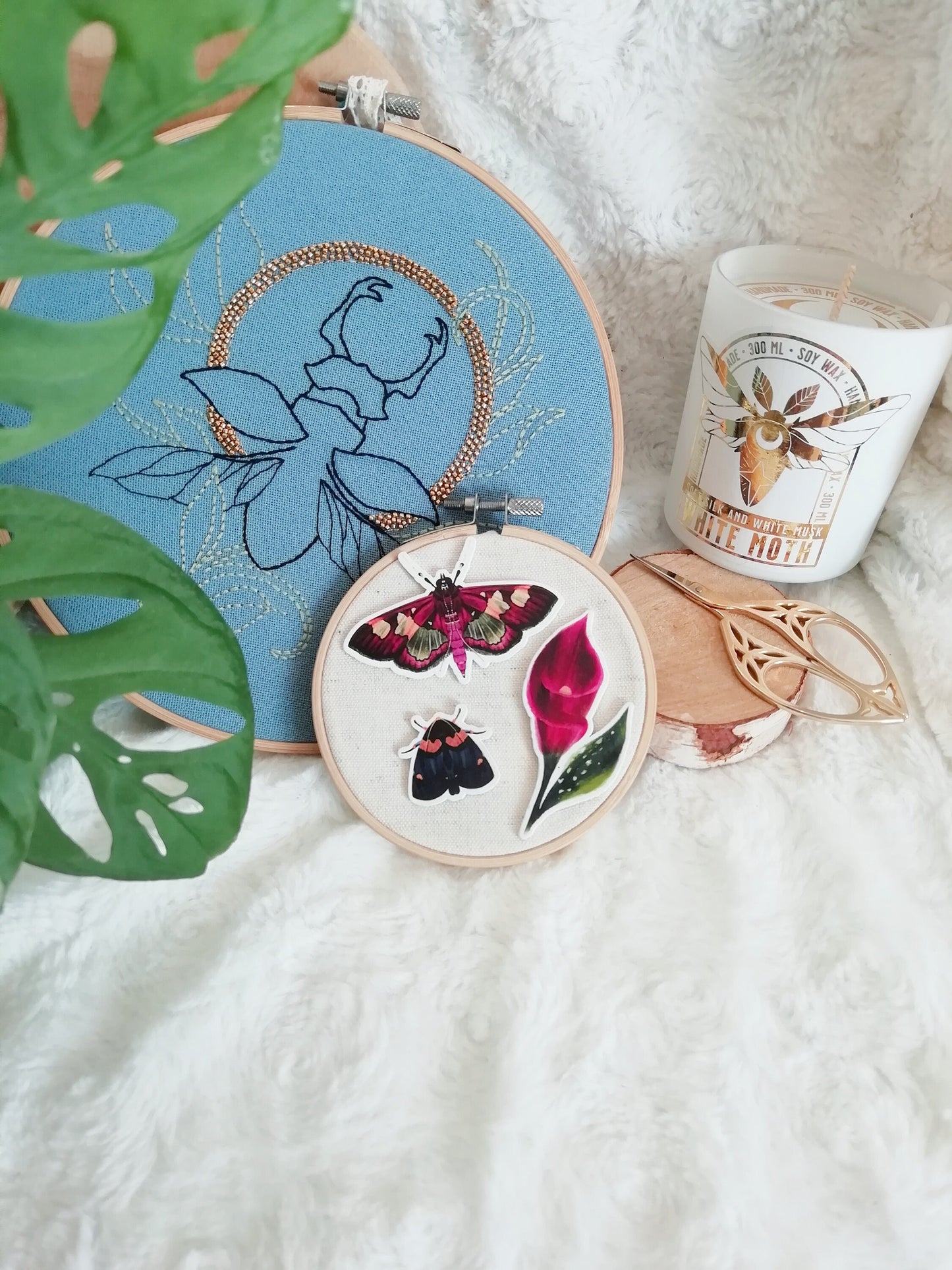 Magnetic needle holder / needle minder "Pink butterfly", "Pink arum" or "Moth"