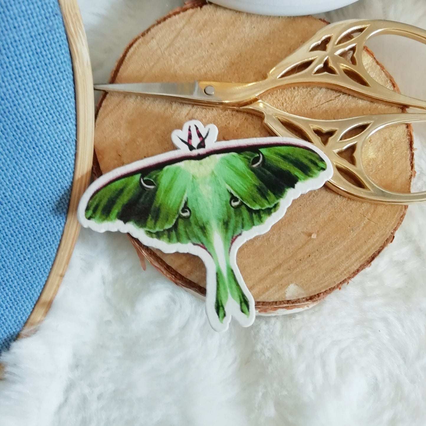 Magnetic needle holder / needle minder Green butterflies