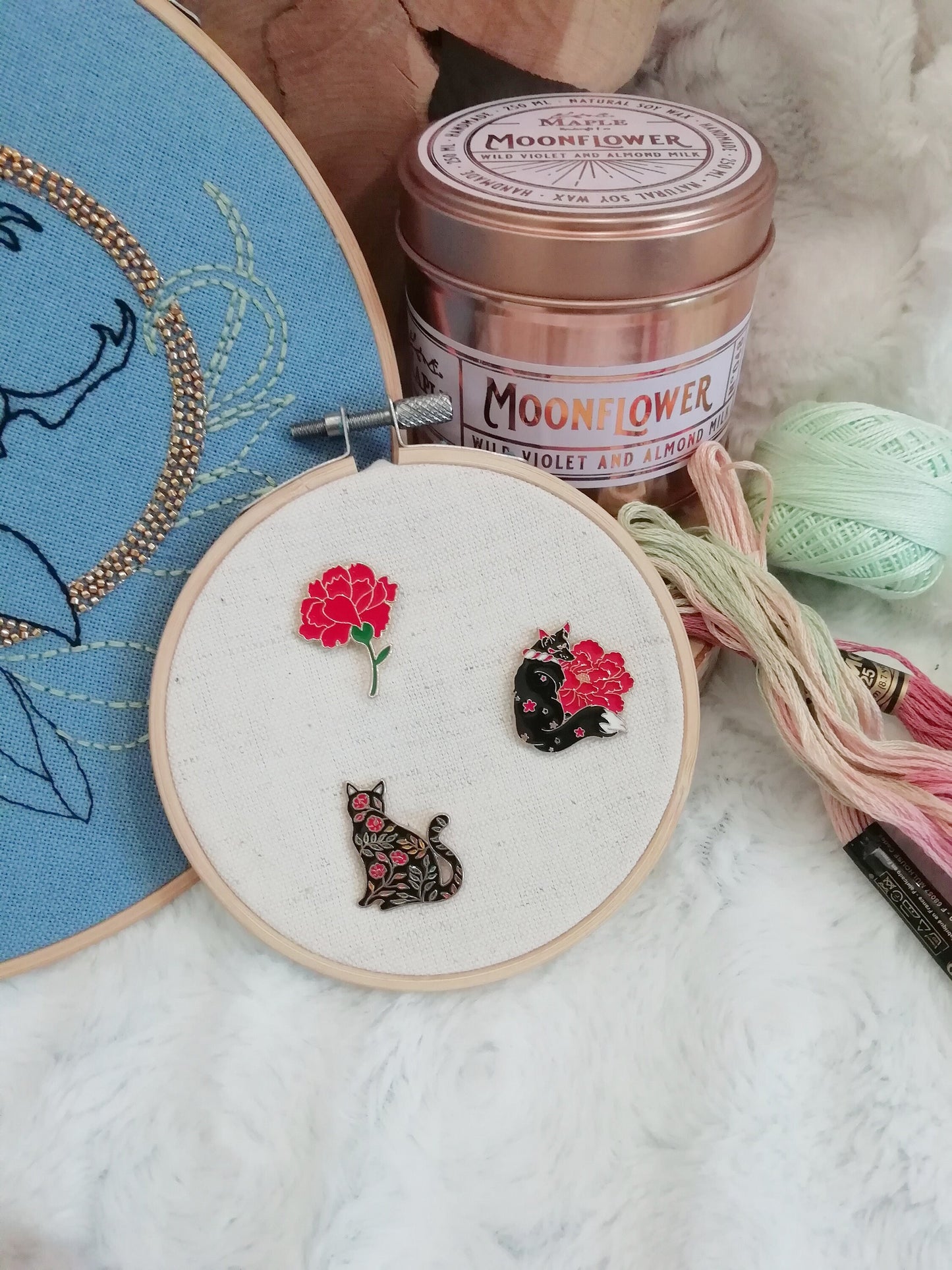 Magnetic needle holder for embroidery "Red peony", "Kitsune", "Flower cat"