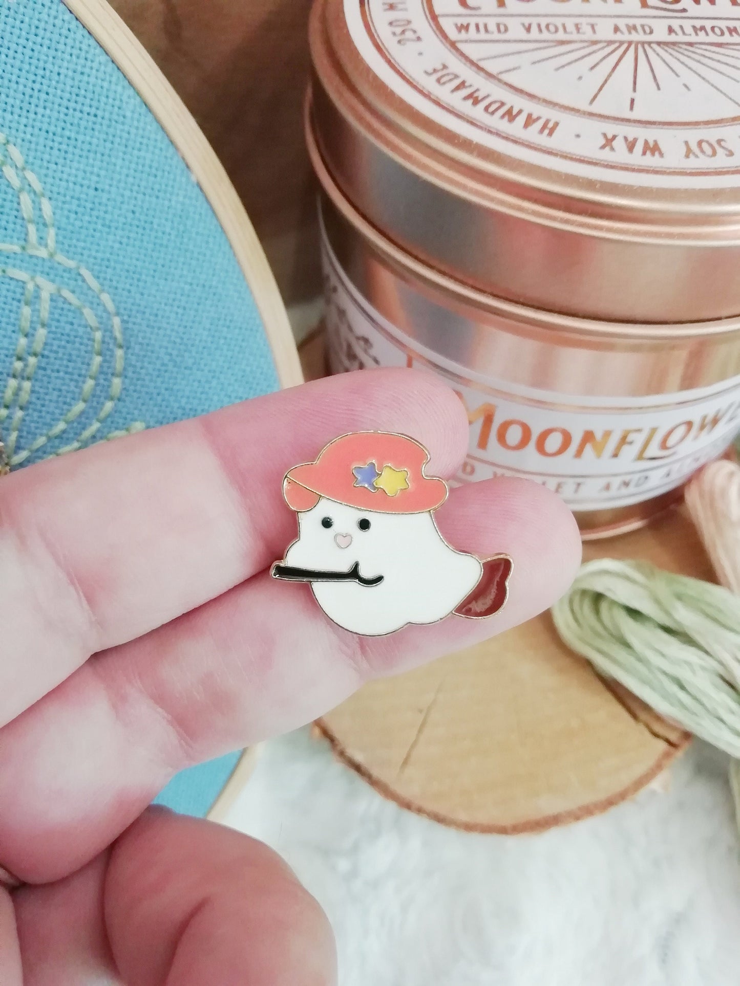 Magnetic needle holder for “Raven”, “Wicked” or “Ghost” embroidery