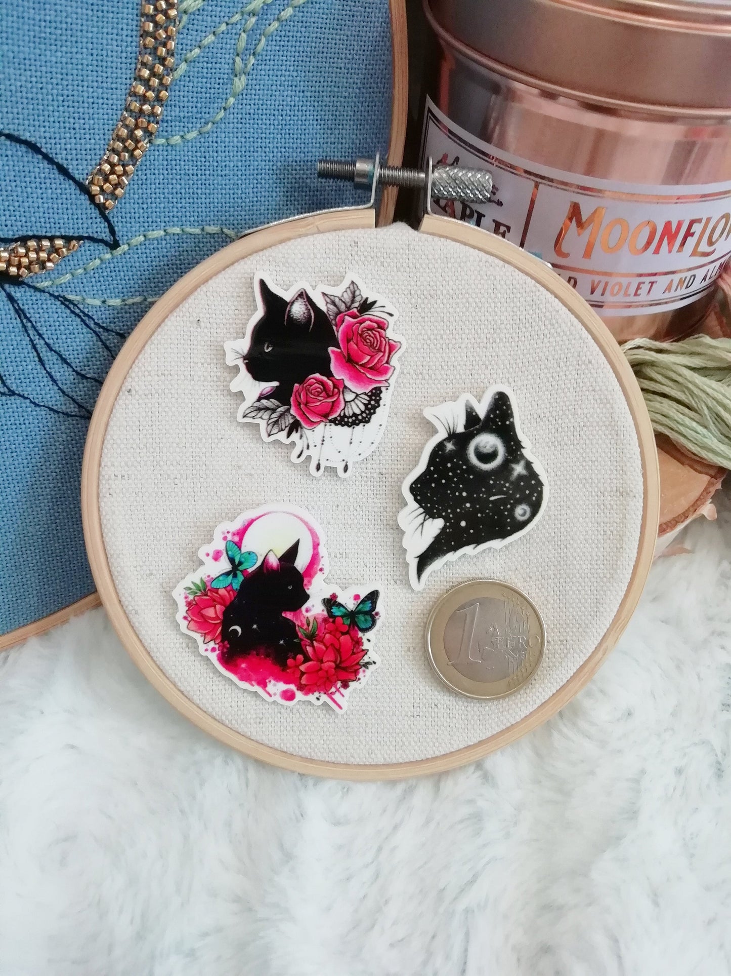 Magnetic needle holder / needle minder "Galaxy cat", "Cat and roses" or "Cat and moon"