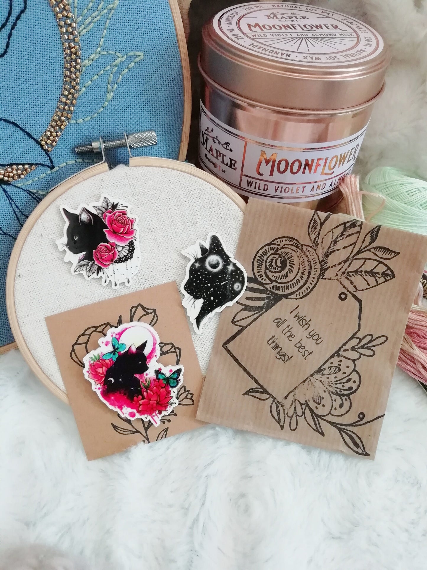 Magnetic needle holder / needle minder "Galaxy cat", "Cat and roses" or "Cat and moon"