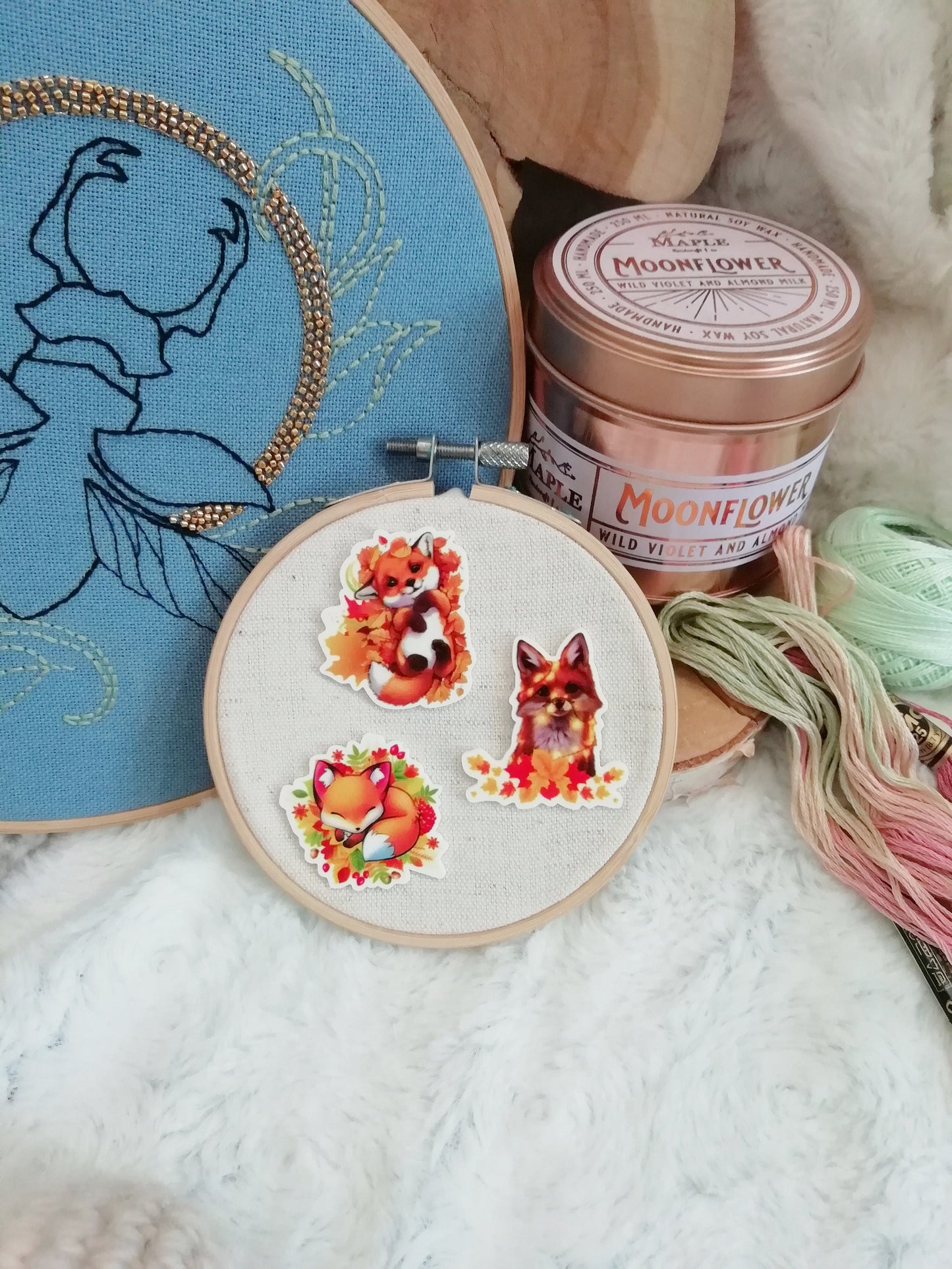 Magnetic needle holder / needle minder "Cute fox", "Sleepy fox" or "Eclats de lumiere"