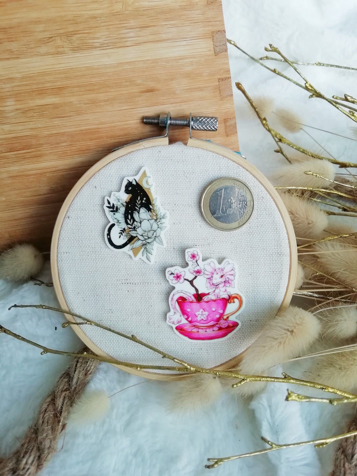 Magnetic needle holder / needle minder "Dragon tea", "Cat and peony"