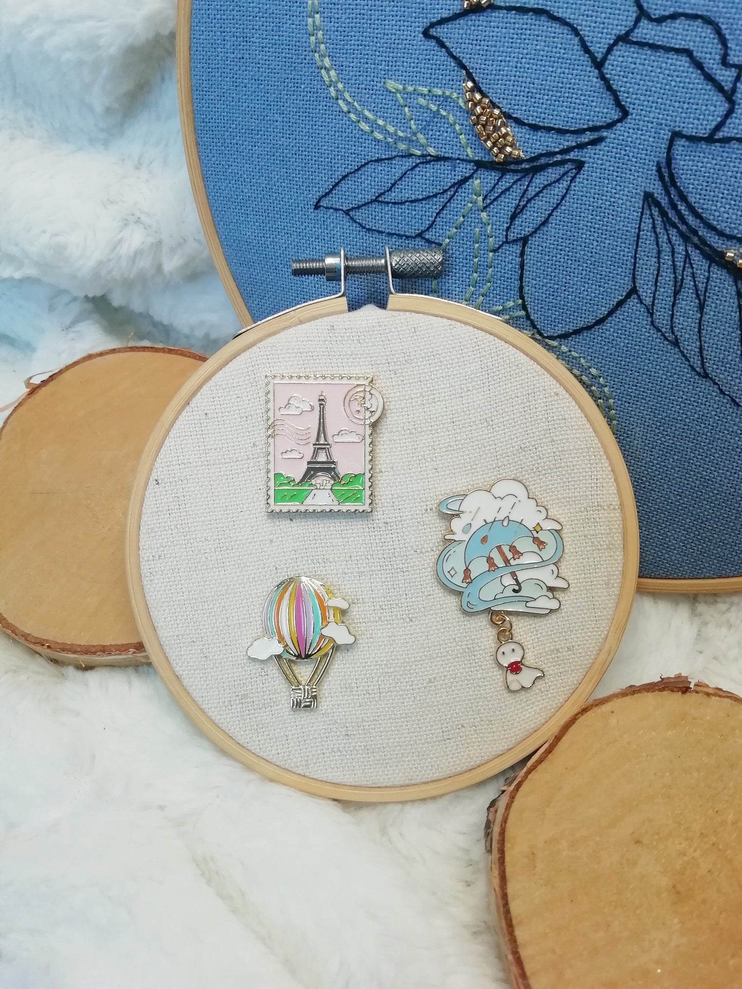 Magnetic needle holder for embroidery "Eiffel Stamp", "Rainy Day" and "Montgolfiere"