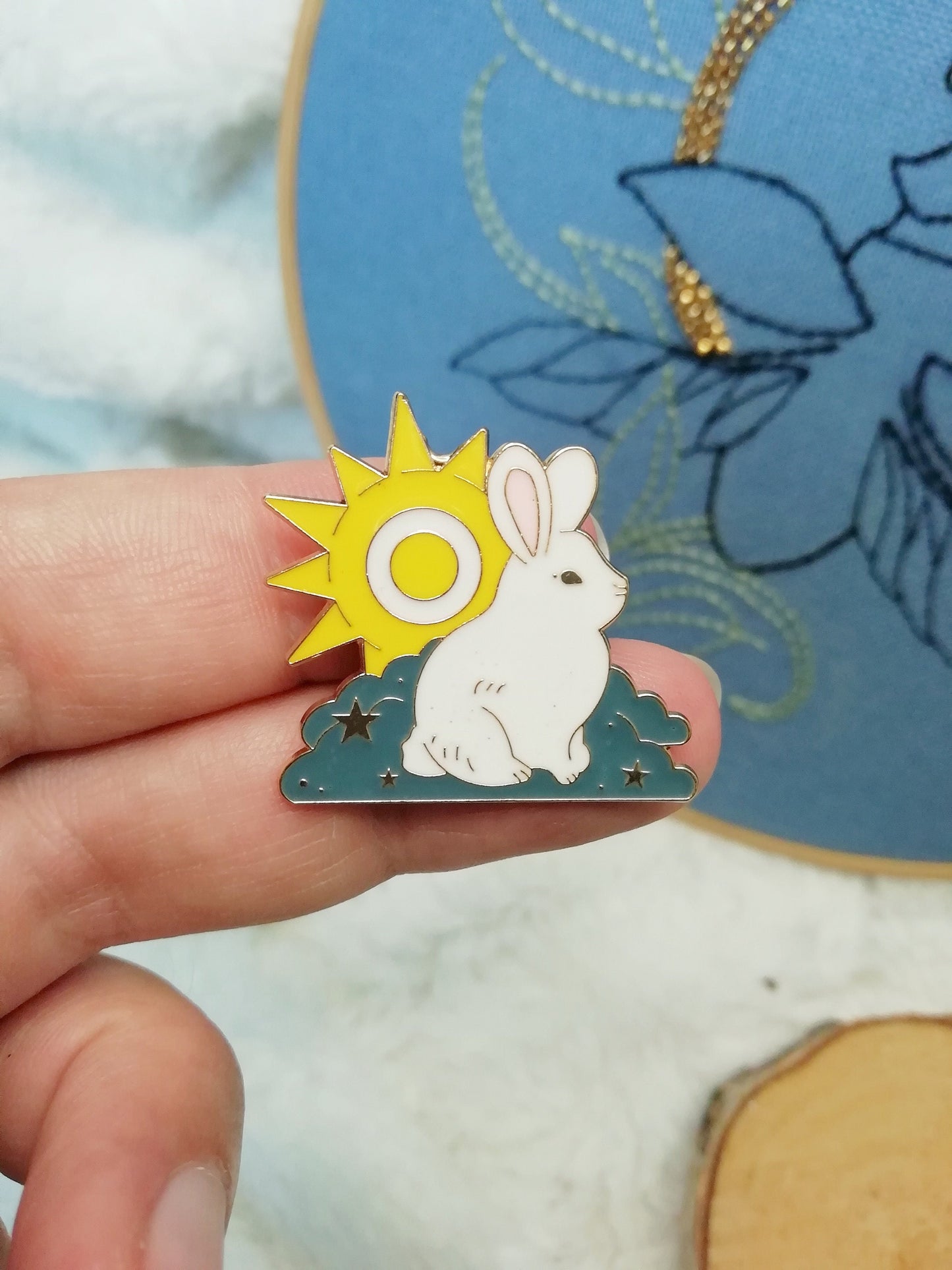 Magnetic needle holder for embroidery "Day Fox", "Night Fox" and "Rabbit and Sun"