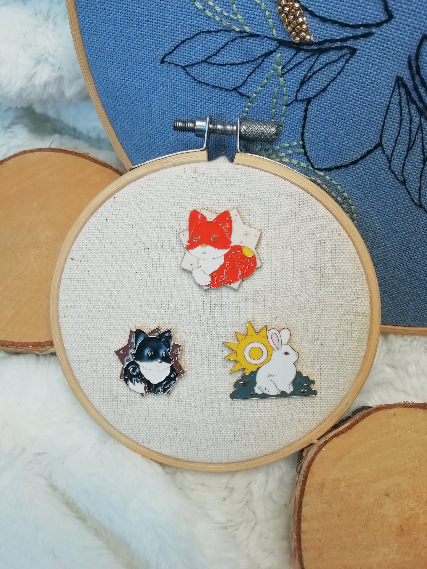 Magnetic needle holder for embroidery "Day Fox", "Night Fox" and "Rabbit and Sun"