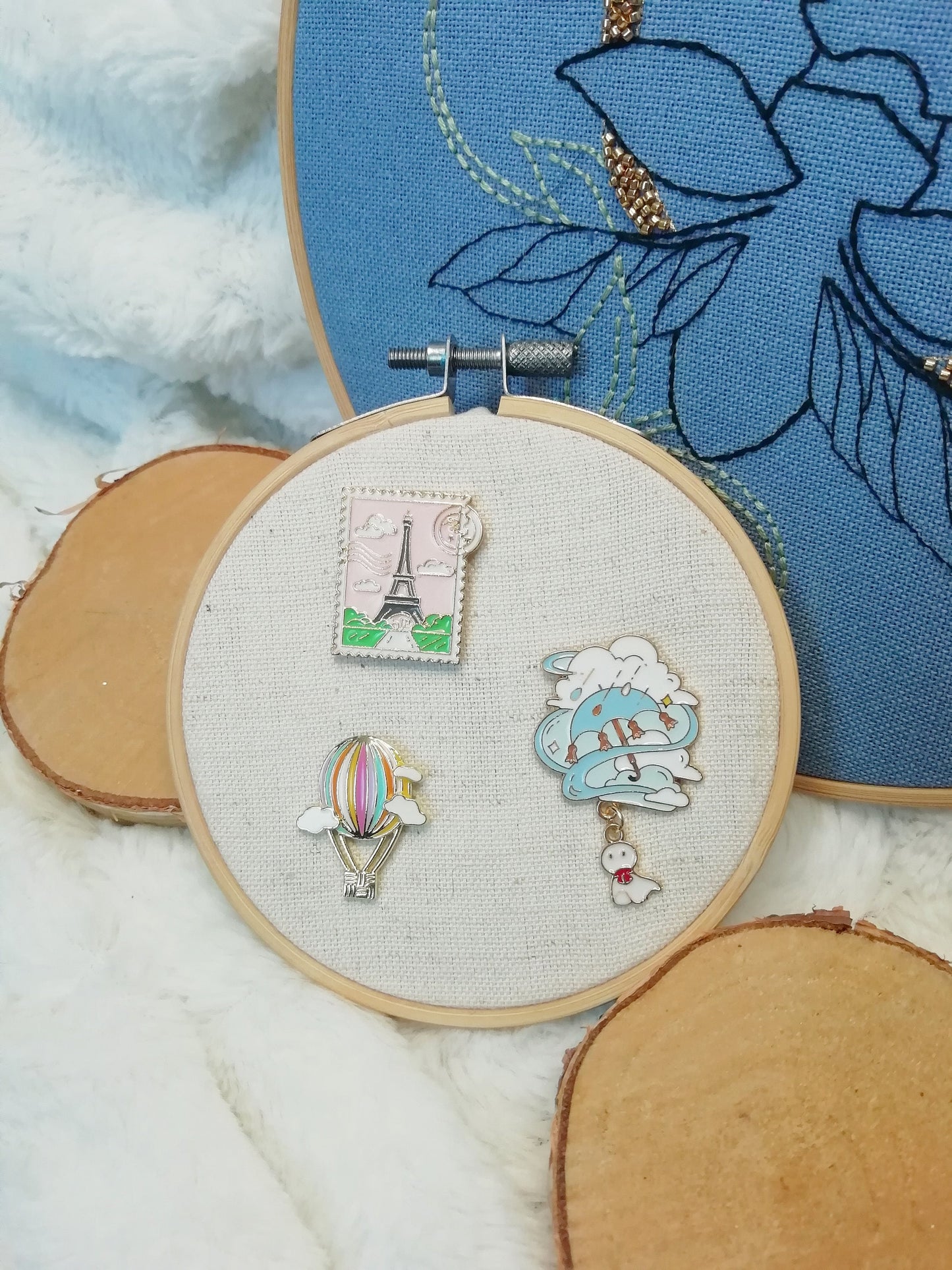 Magnetic needle holder for embroidery "Eiffel Stamp", "Rainy Day" and "Montgolfiere"