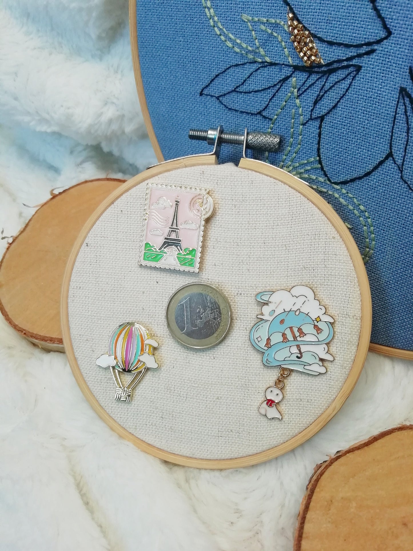 Magnetic needle holder for embroidery "Eiffel Stamp", "Rainy Day" and "Montgolfiere"