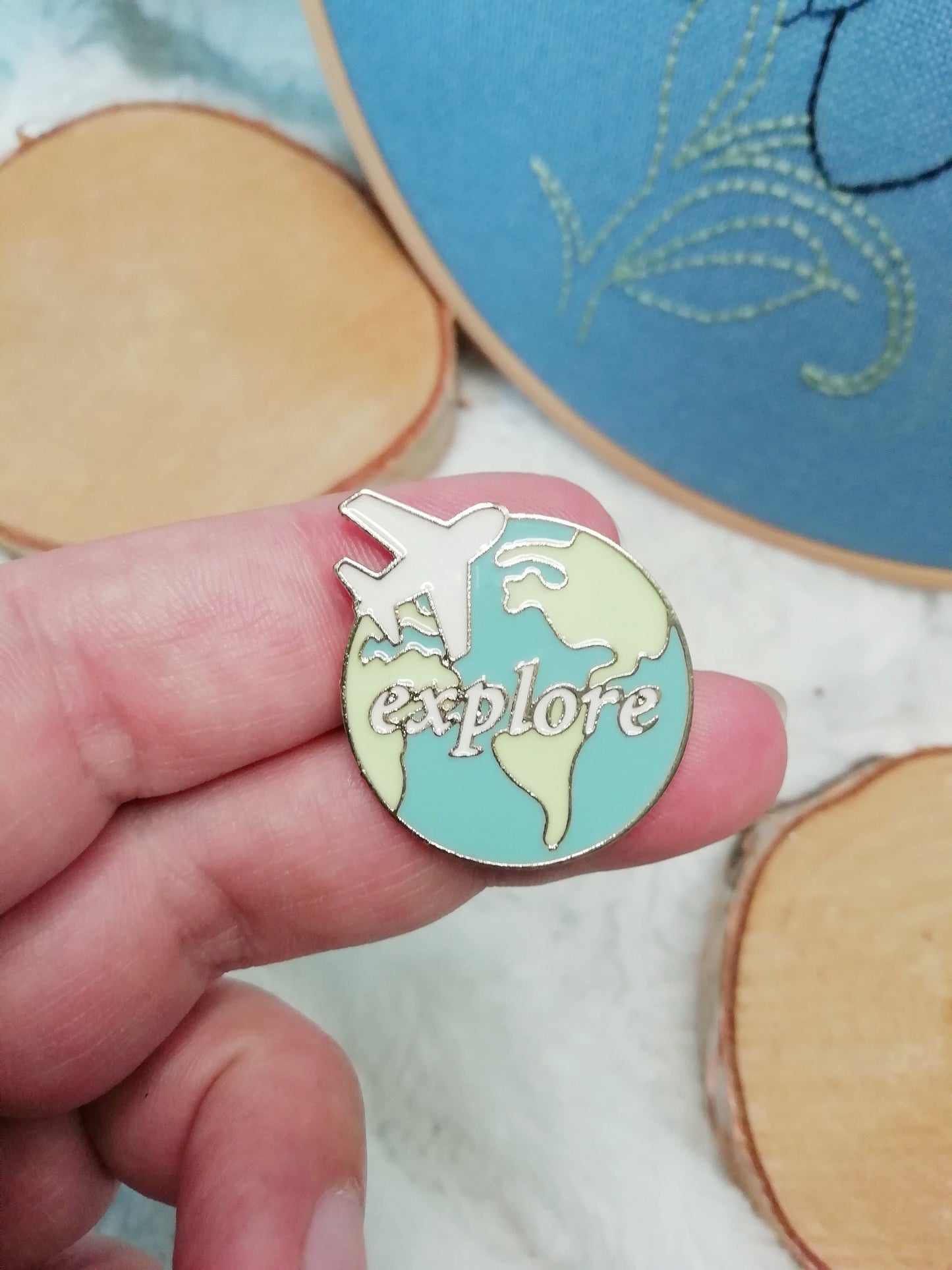 Magnetic needle holder for embroidery "Fly to you", "Far away" and "Explore"