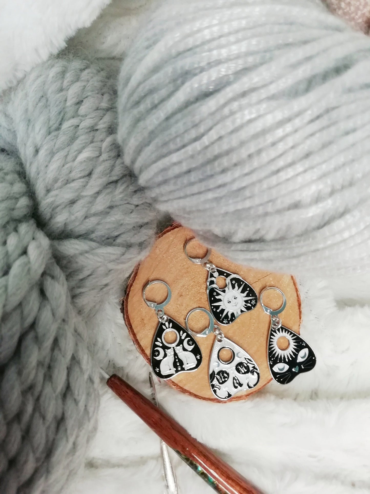 Stitch marker / marqueur de maille Gouttes ouija