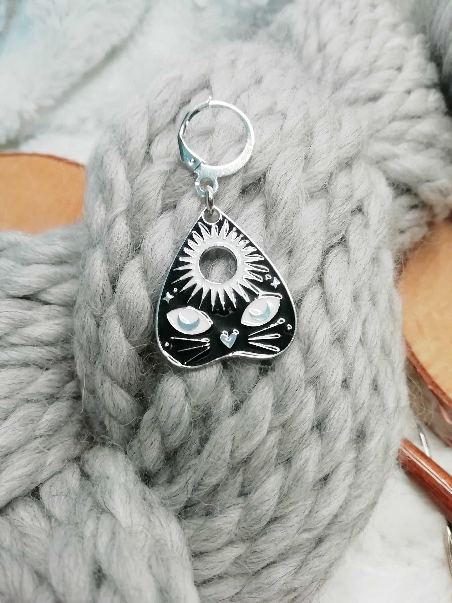 Stitch marker / marqueur de maille Gouttes ouija