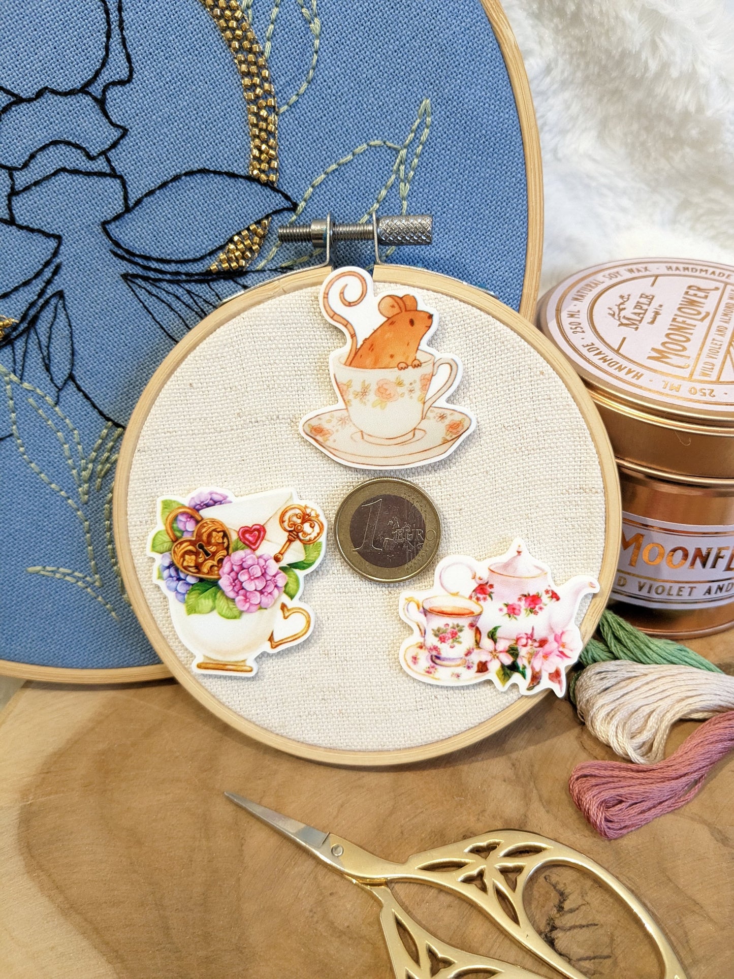 Magnetic needle holder / needle minder "Tea service", "Cup and padlock" or "Mouse"